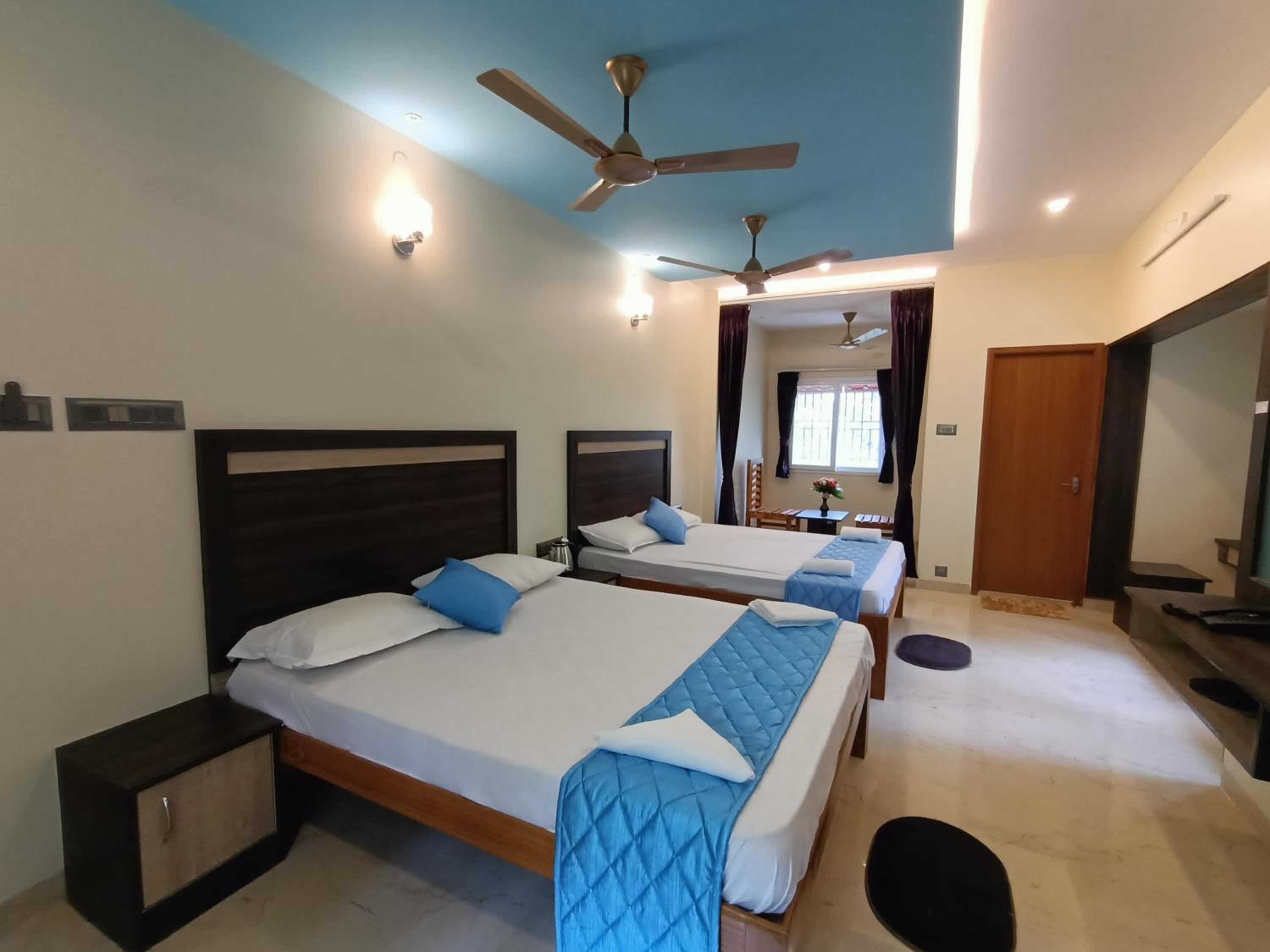 Family Room with Balcony - Photo 10