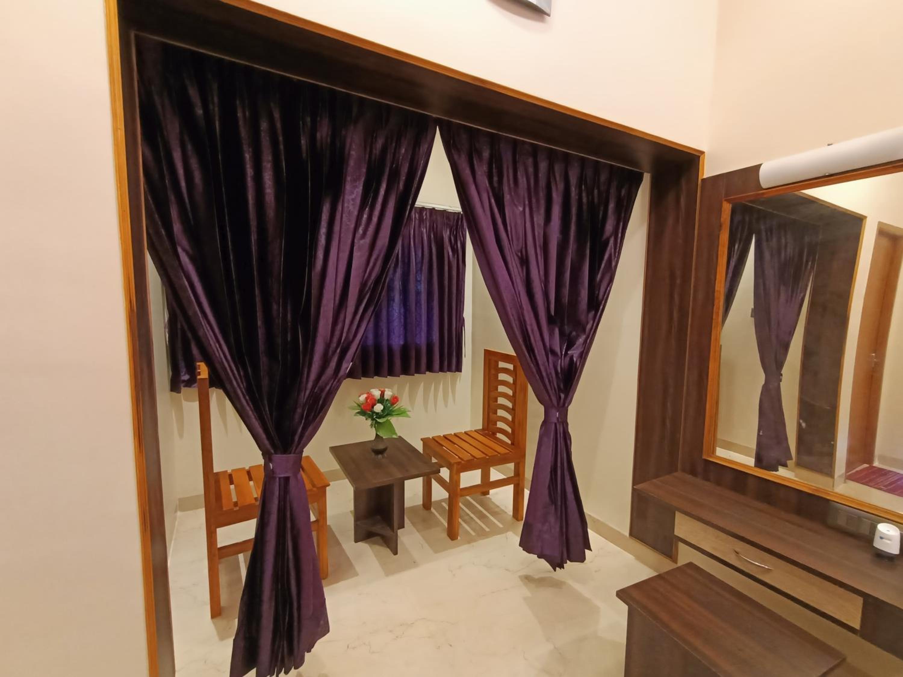 Deluxe Double Room - Photo 31