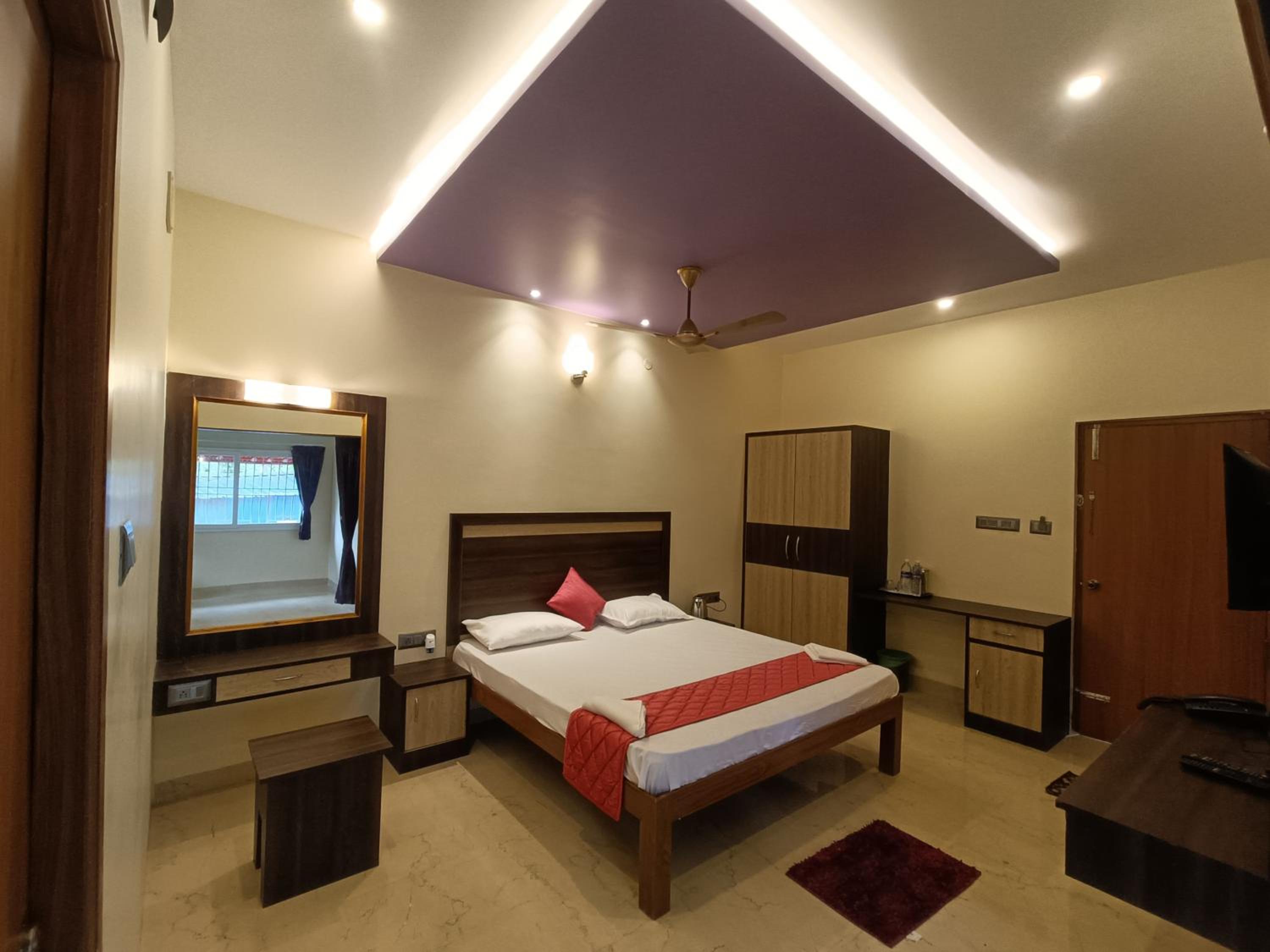 Deluxe Double Room - Photo 22