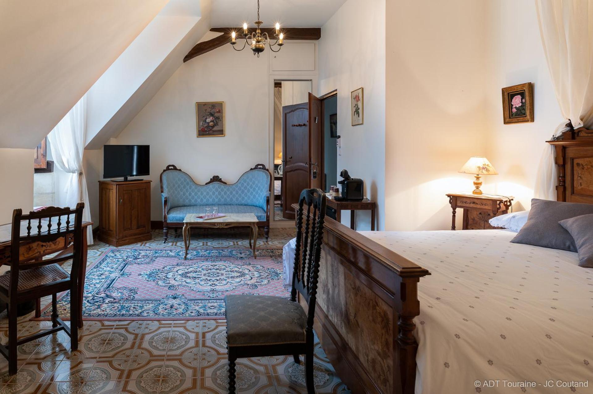 Double Room with Private Bathroom photo 2
