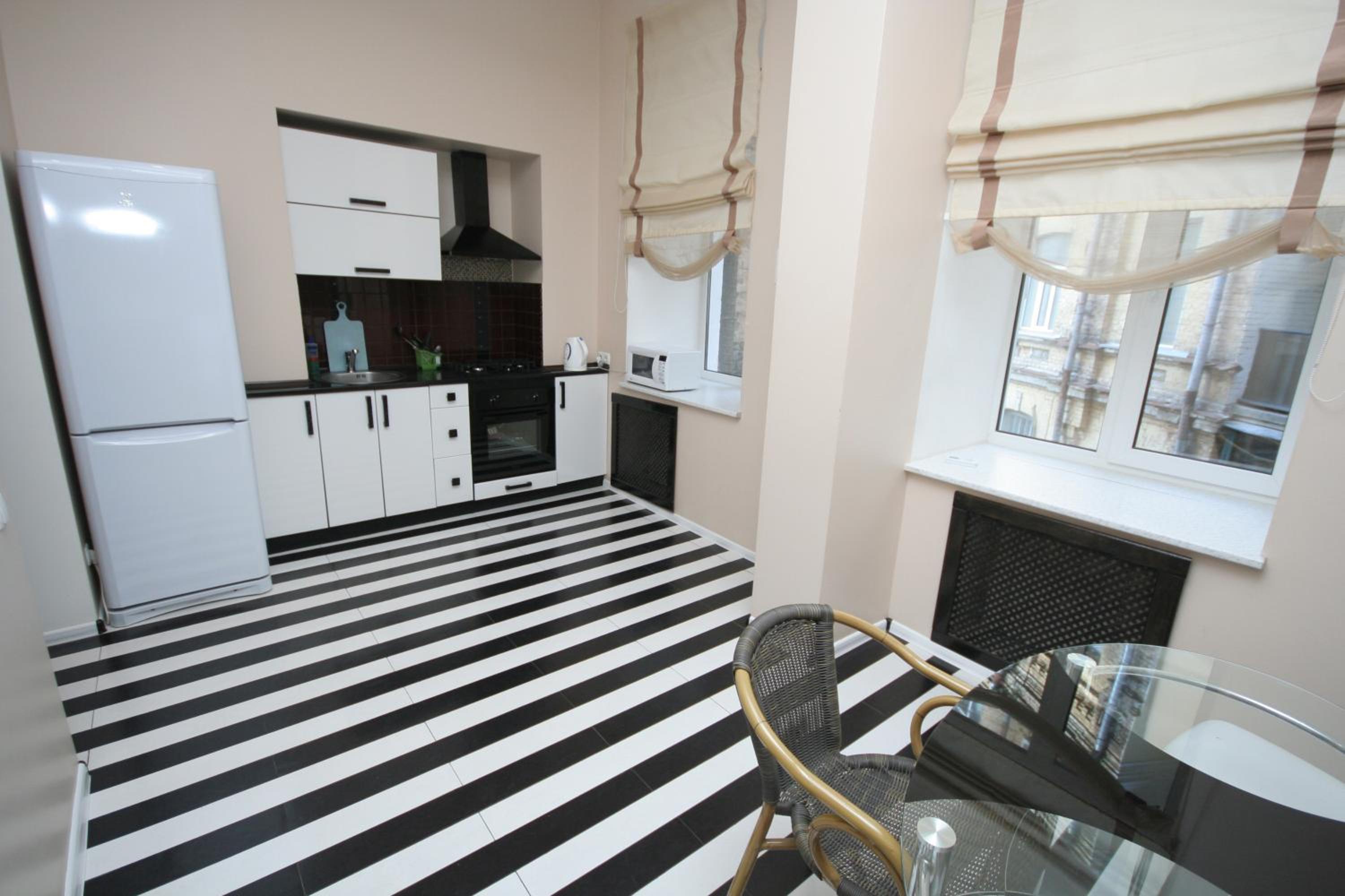 Superior One-Bedroom Apartment - Sofiivska Street 4