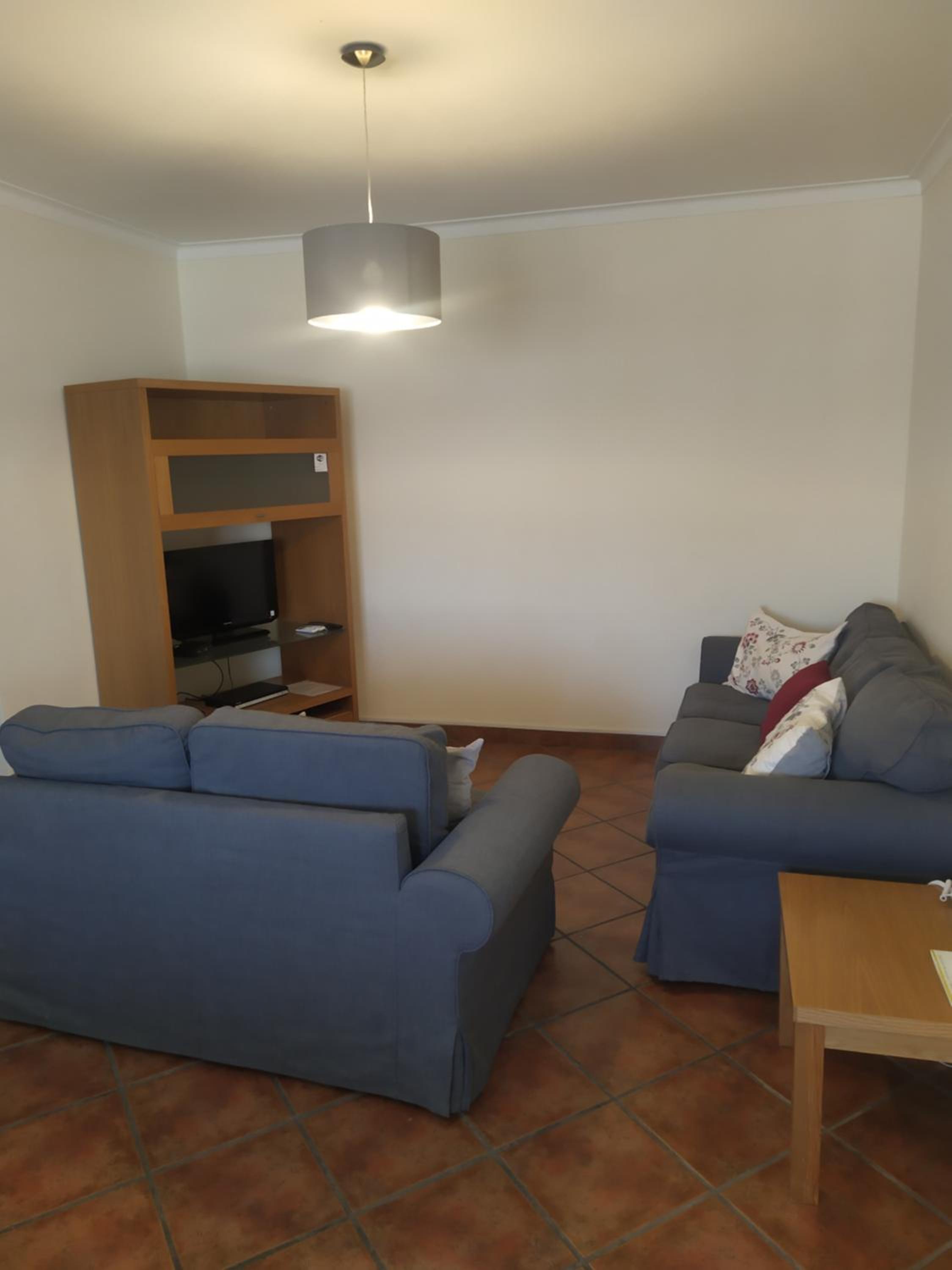 Standard Two-Bedroom Apartment without Balcony photo 3