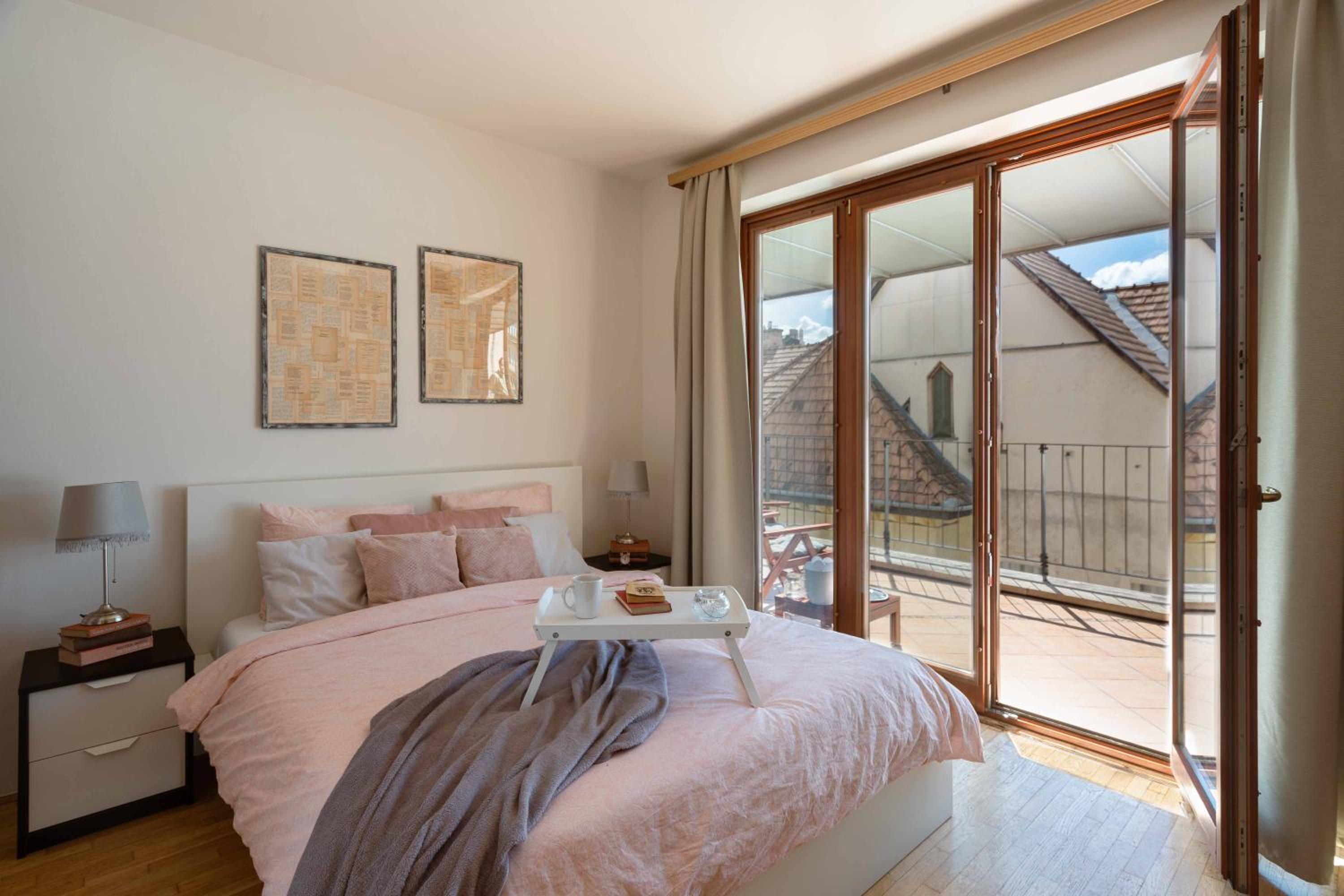 One-Bedroom Apartment - Photo 18