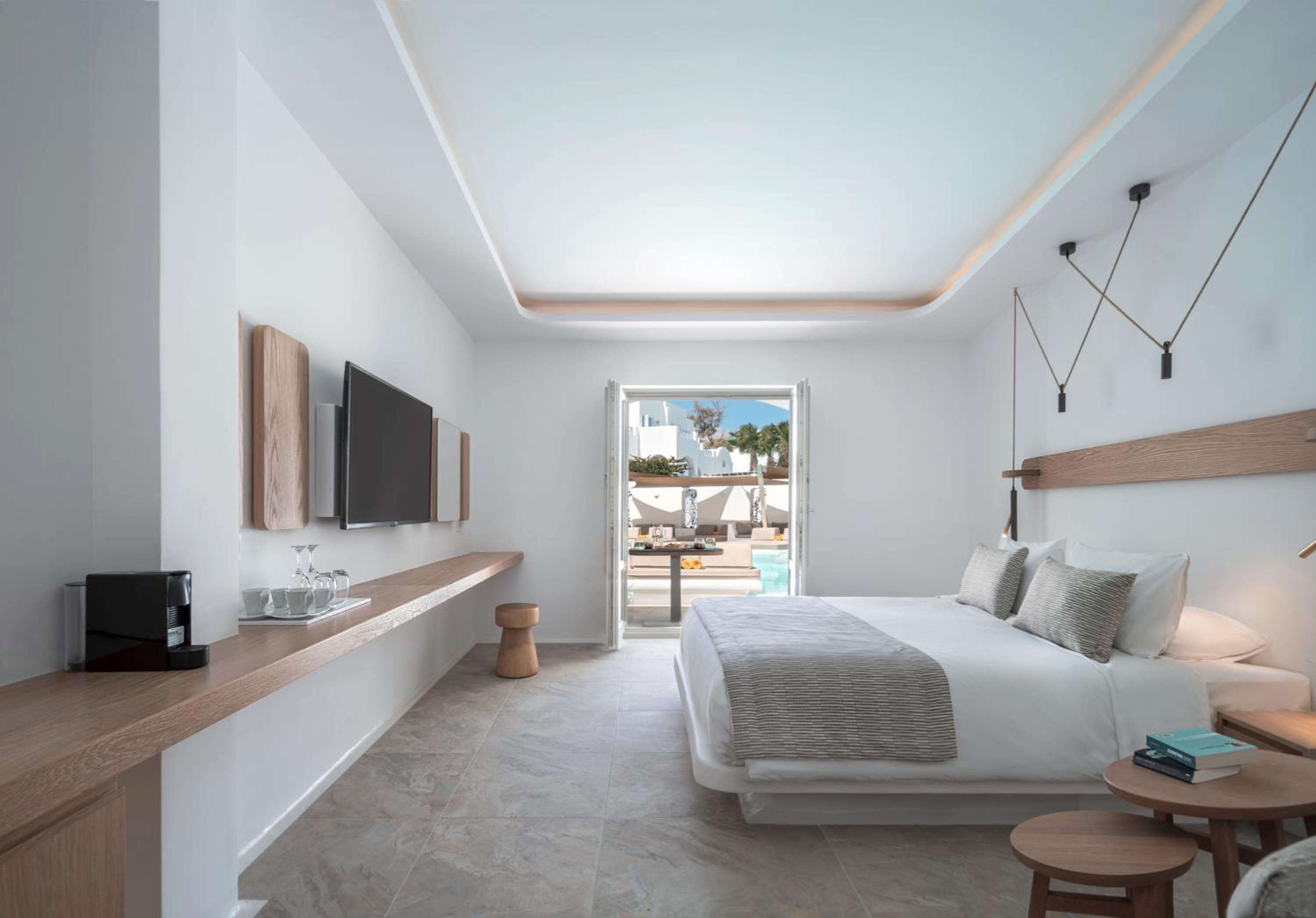Luxury Swim Up Suite