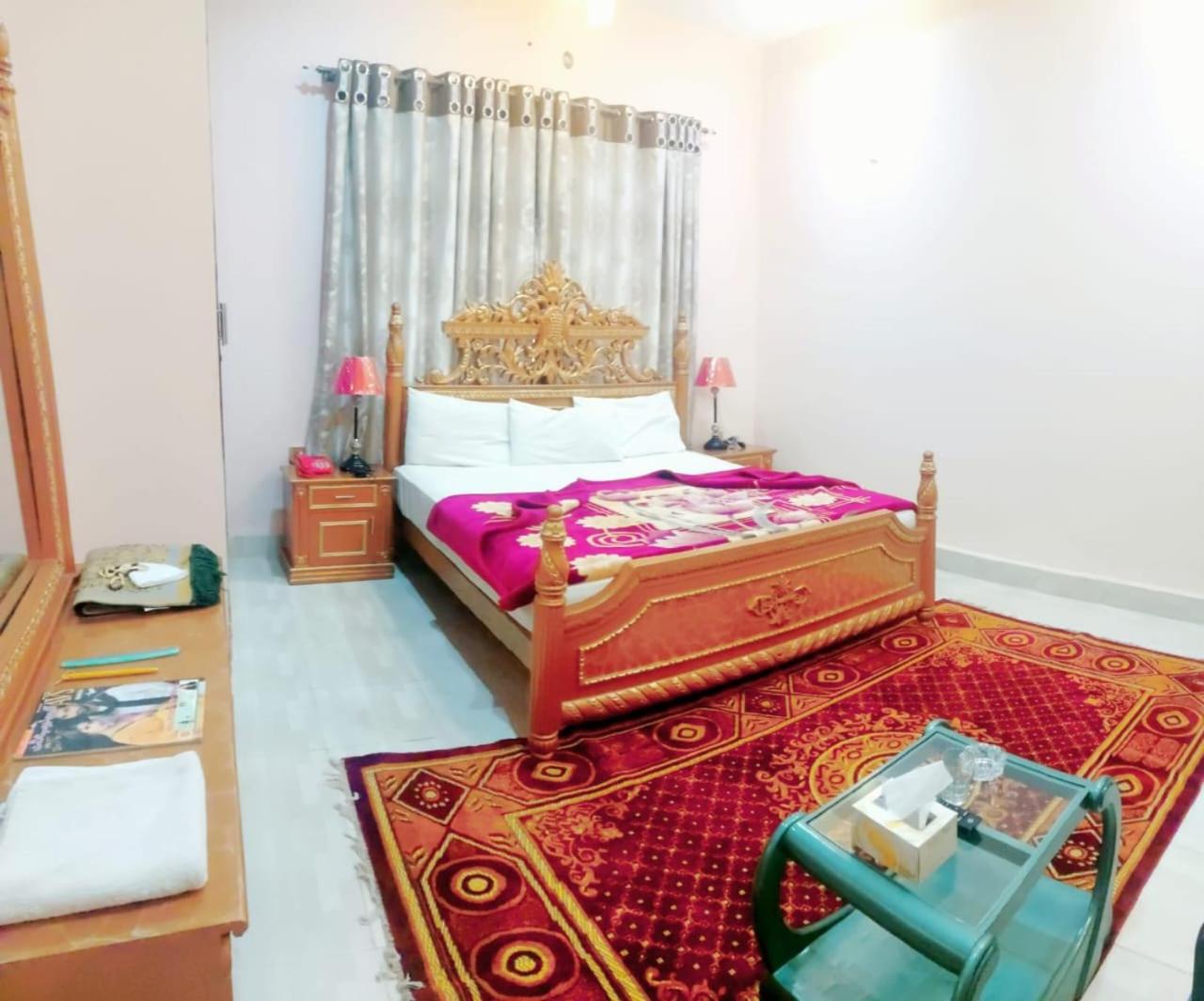 Deluxe Single Room