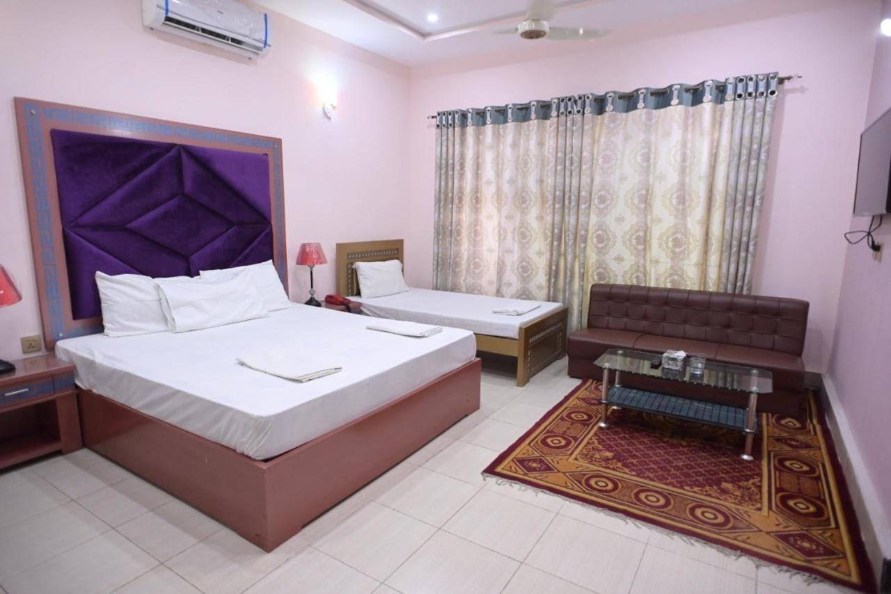 Luxury Triple Room