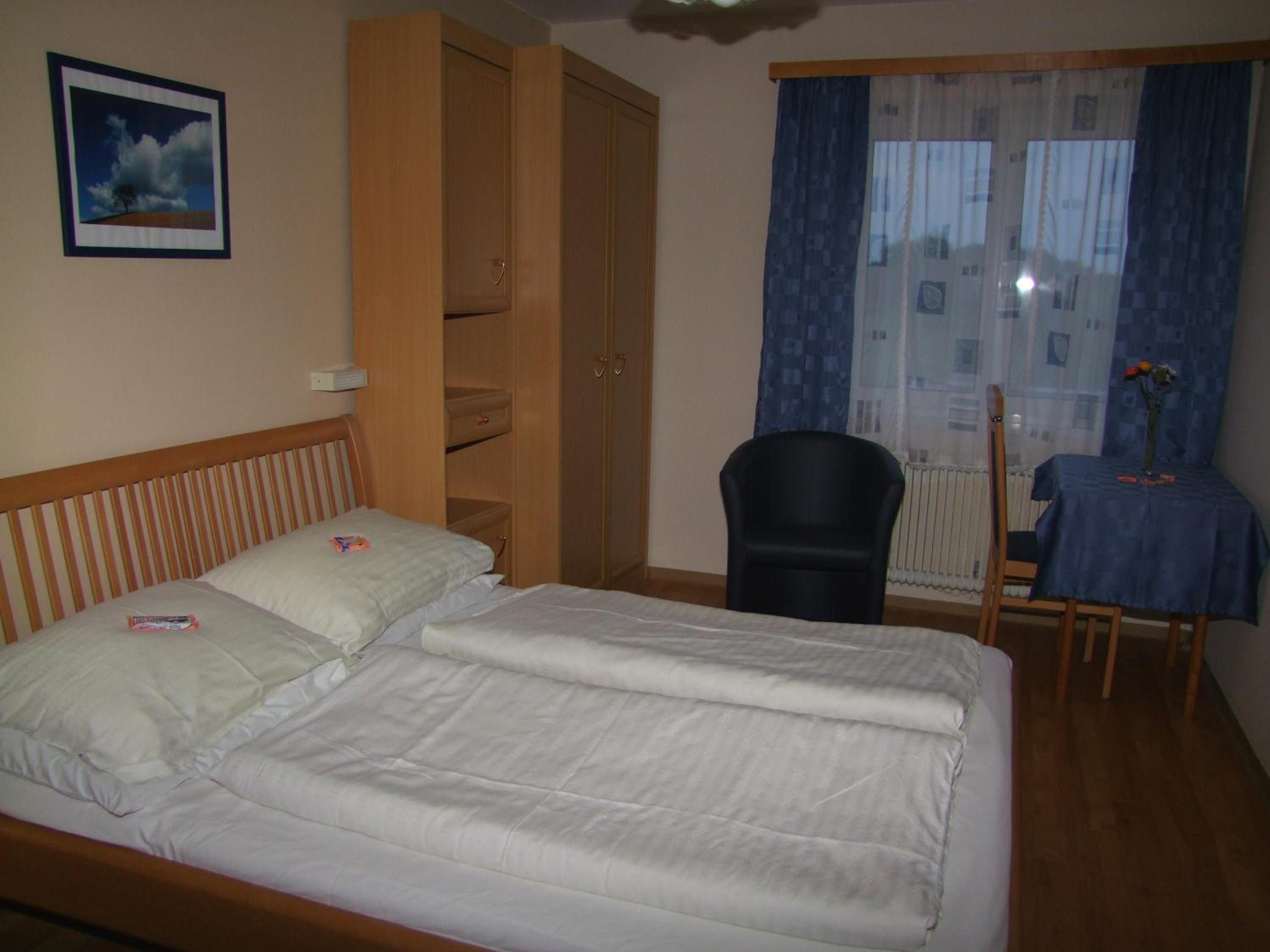 Single Room with Balcony photo 2