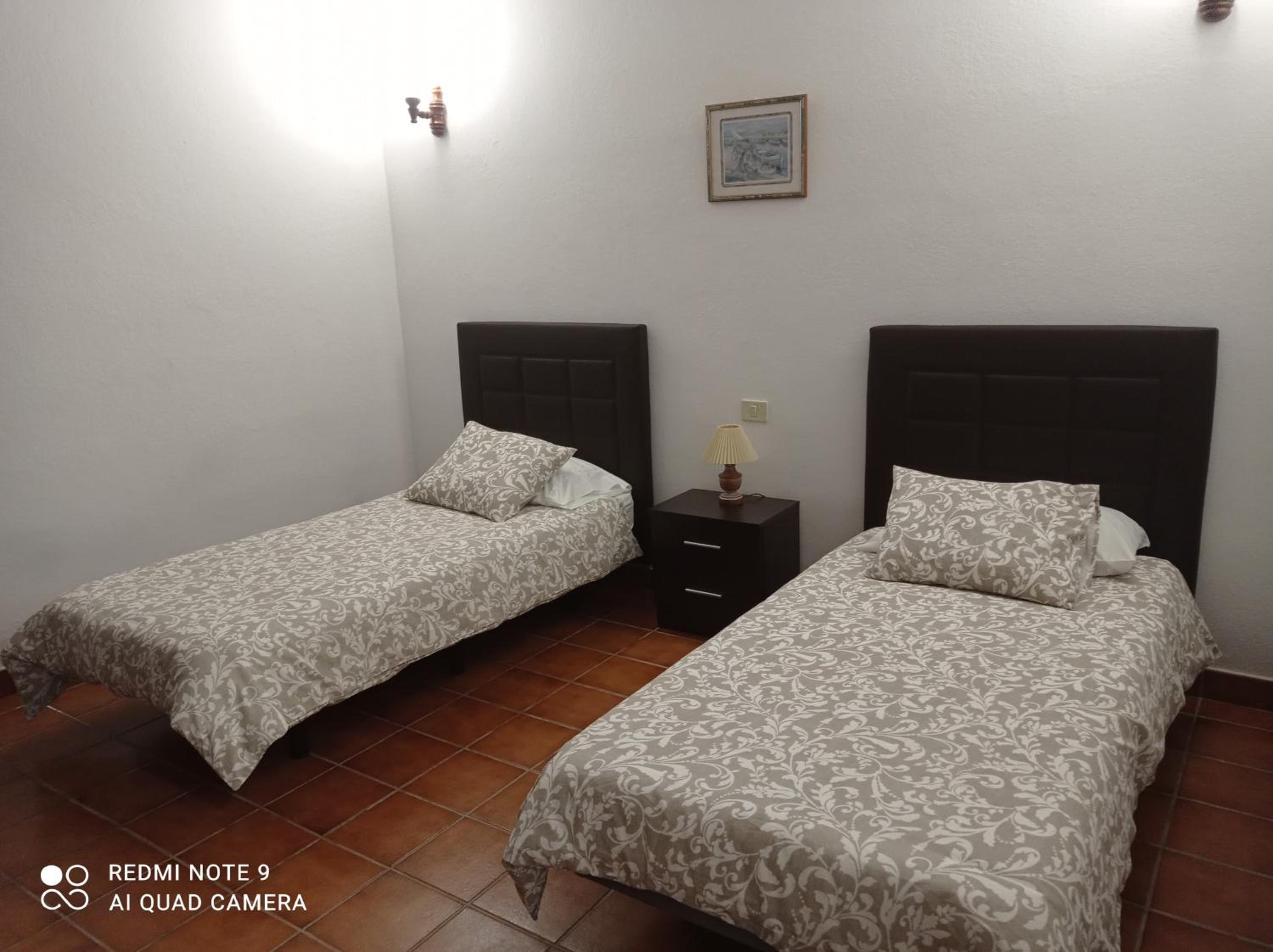 Two-Bedroom House - Photo 20