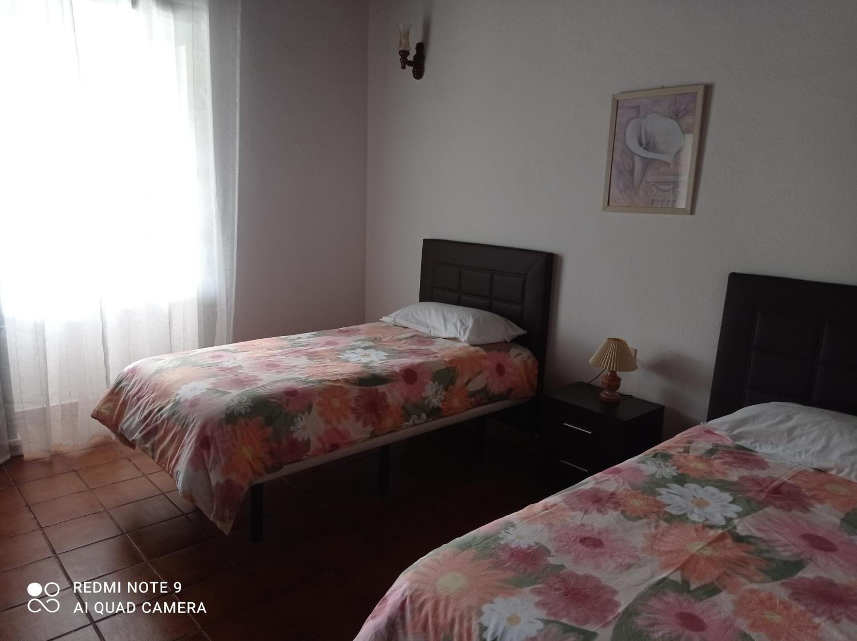 Two-Bedroom House - Photo 3