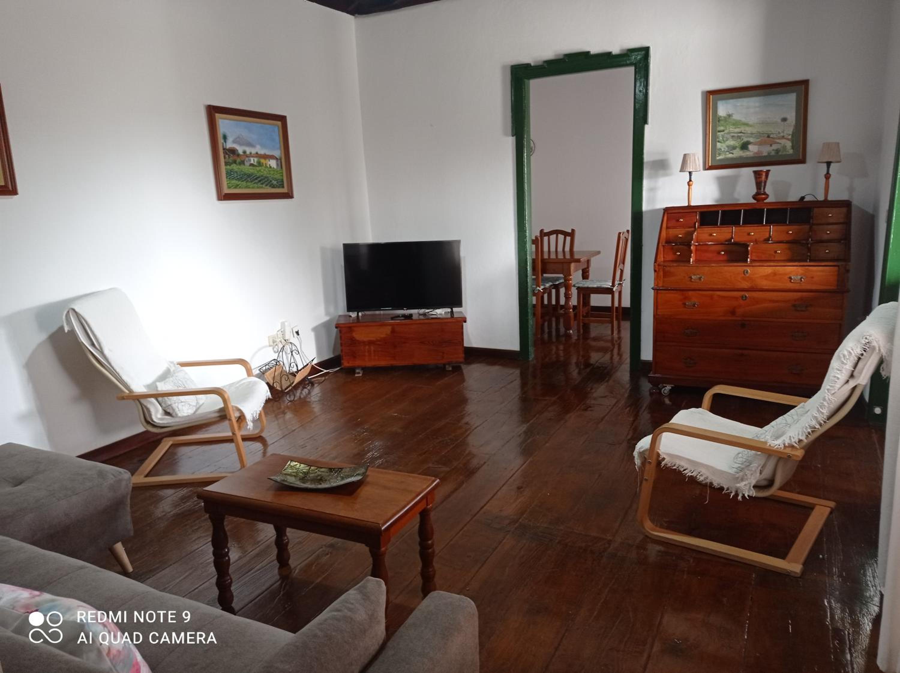 Two-Bedroom House - Photo 17