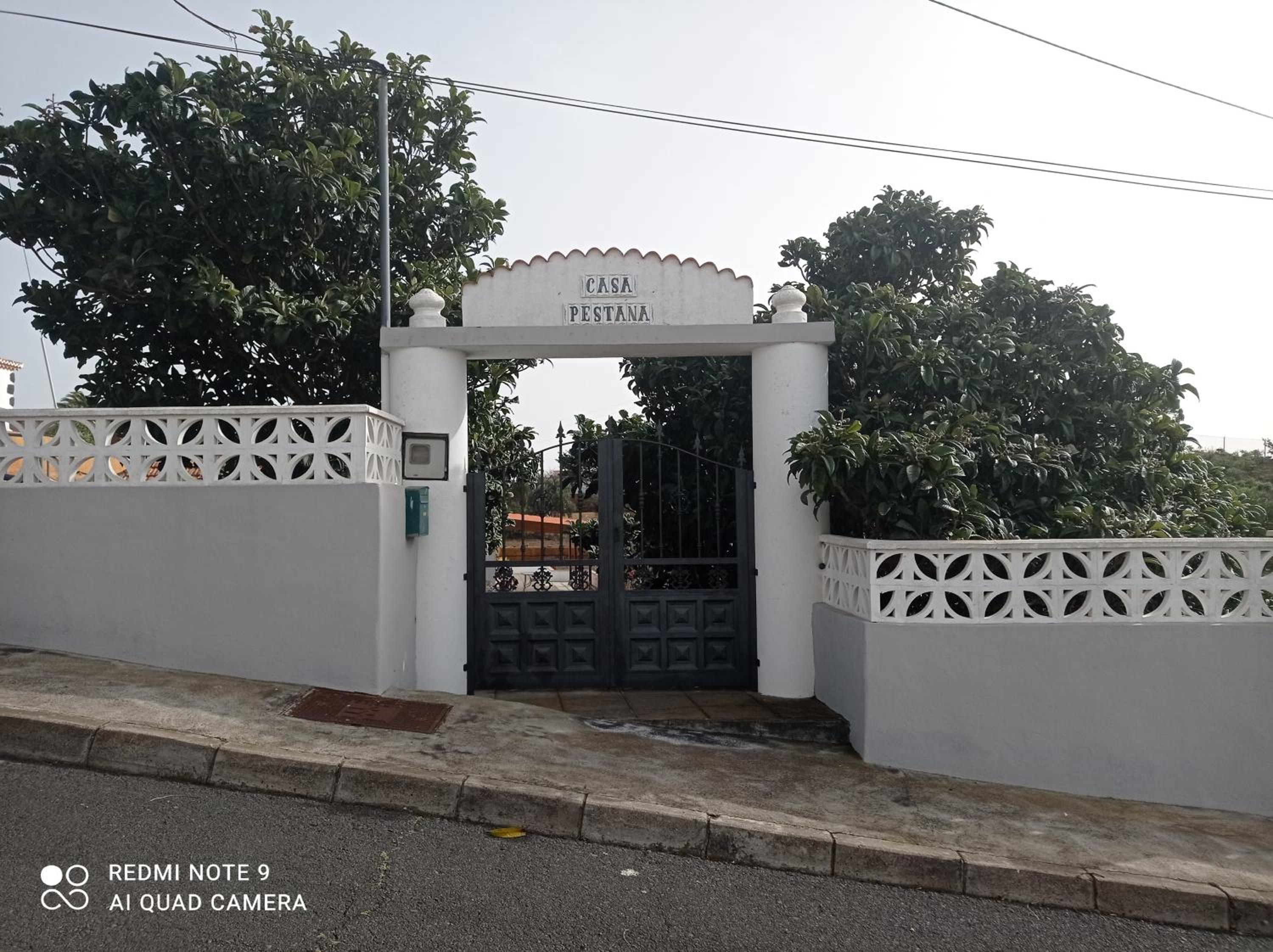 Two-Bedroom House - Photo 13