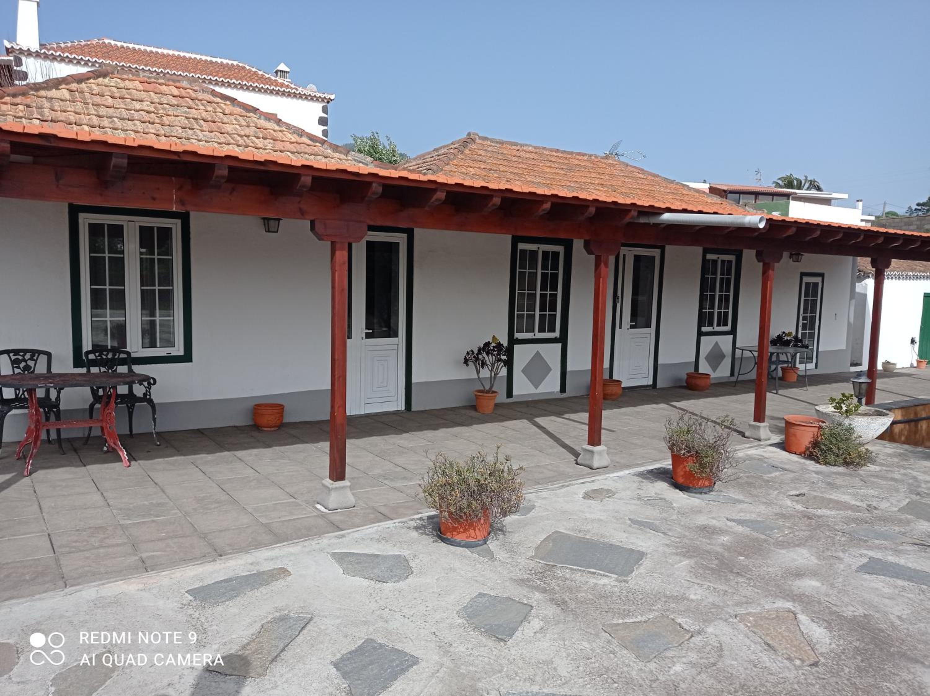 Two-Bedroom House - Photo 11