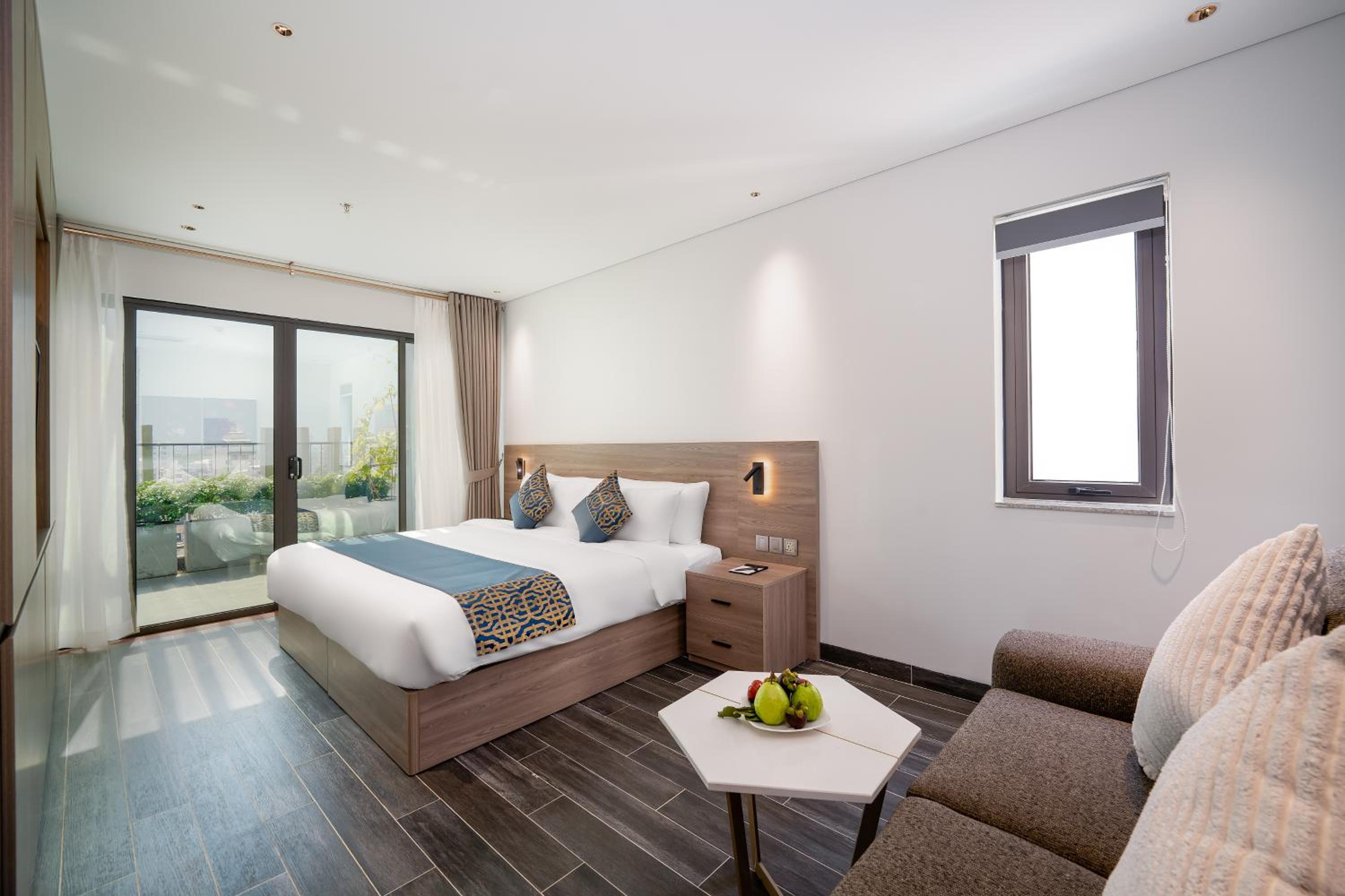 Two-Bedroom Suite - Photo 15