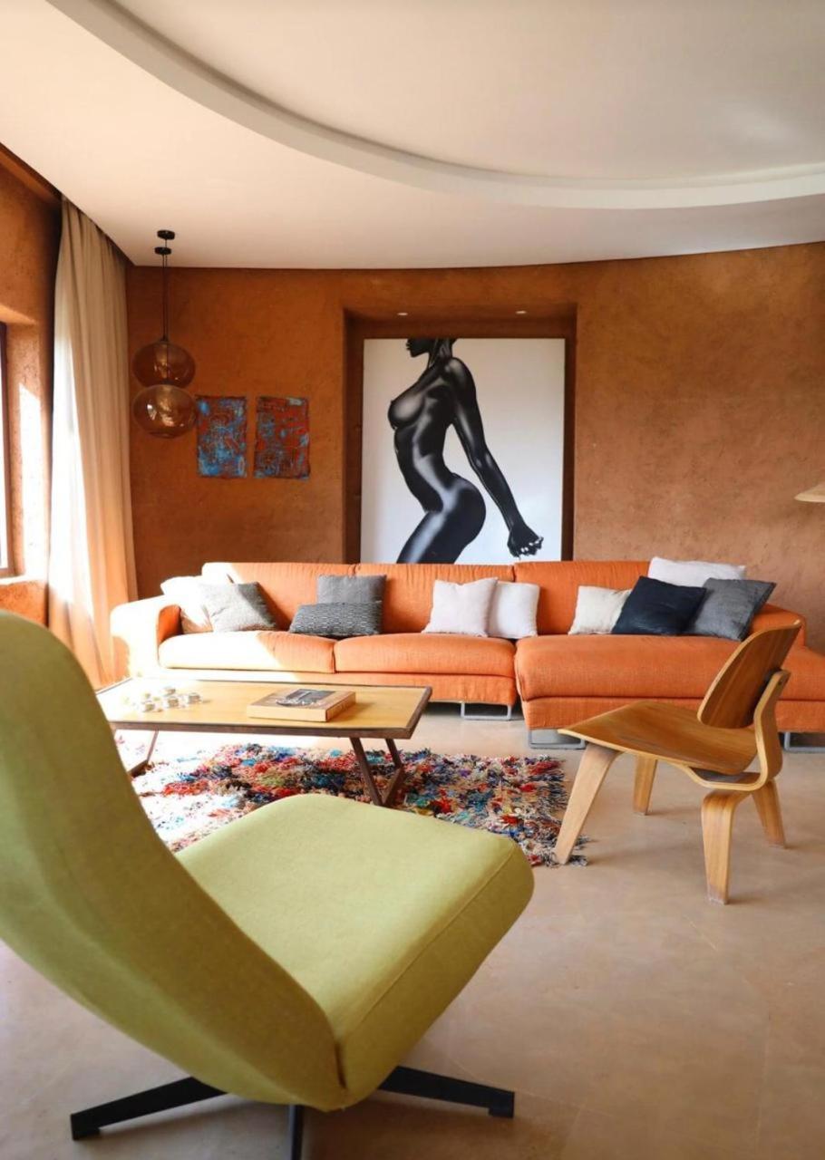 Villa photo 2