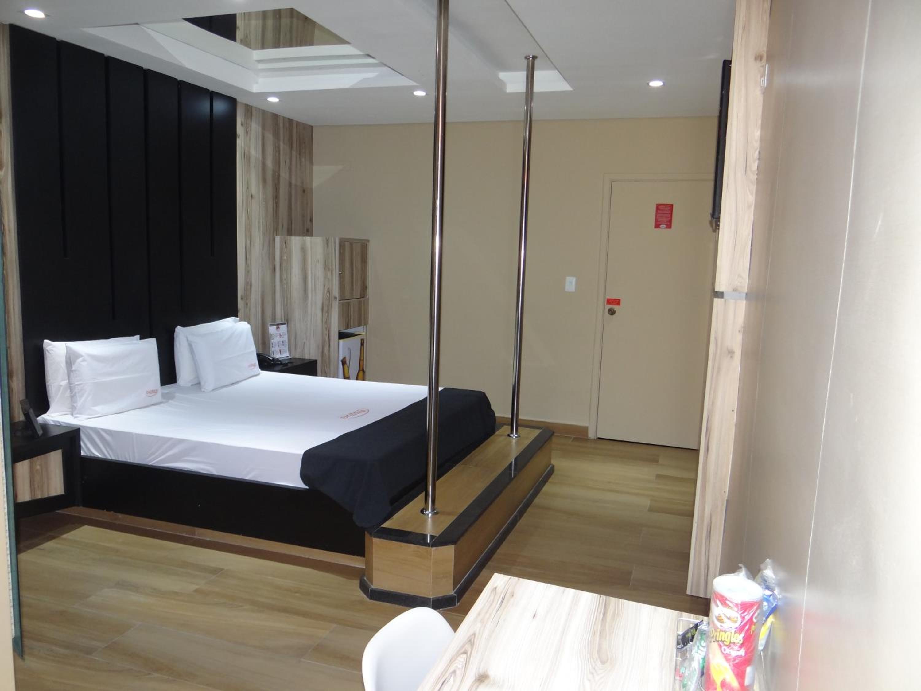 Suite photo 1
