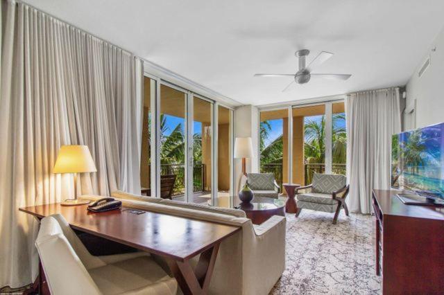 King Suite With Balcony