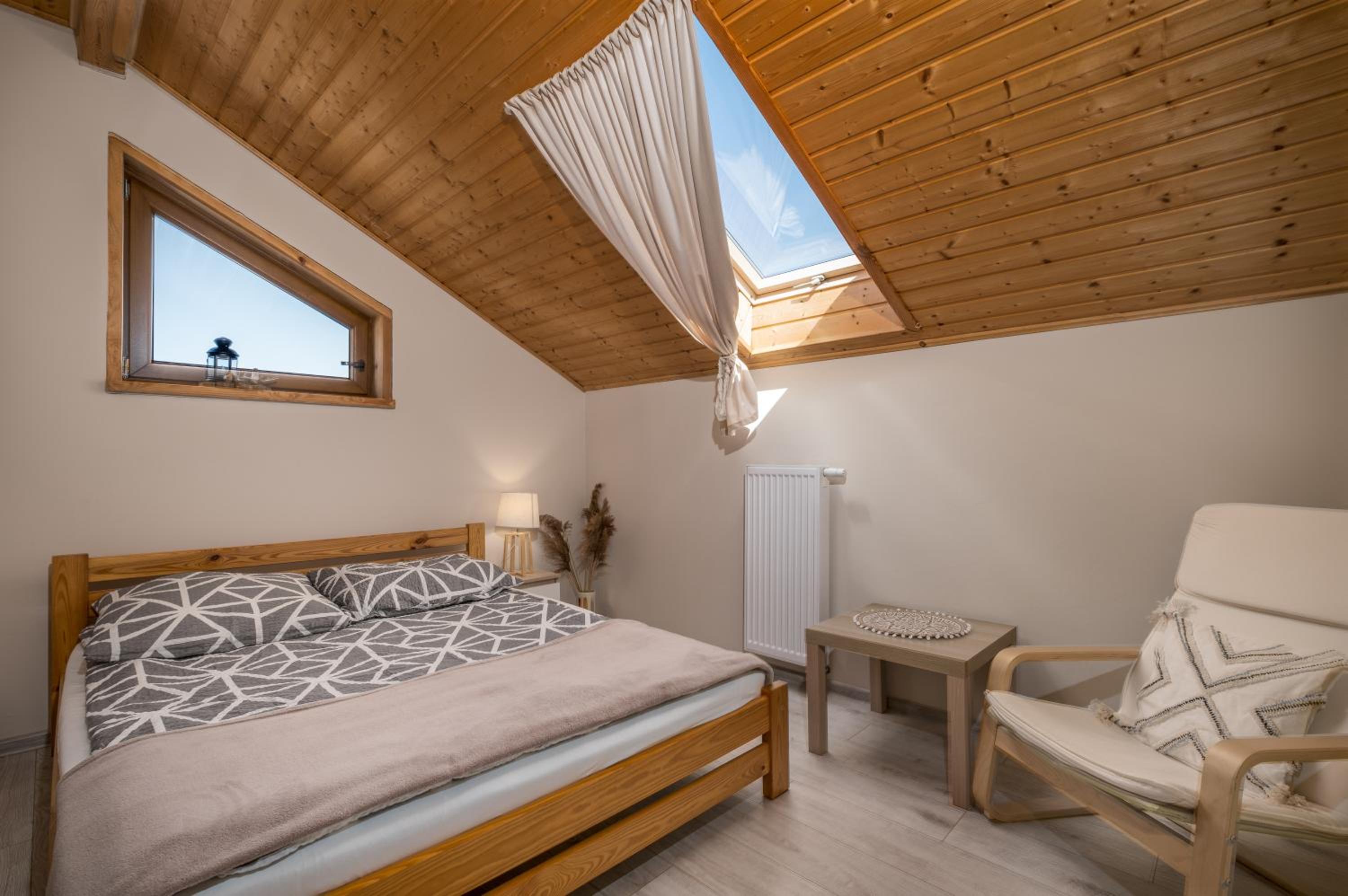Large Double Room photo 1
