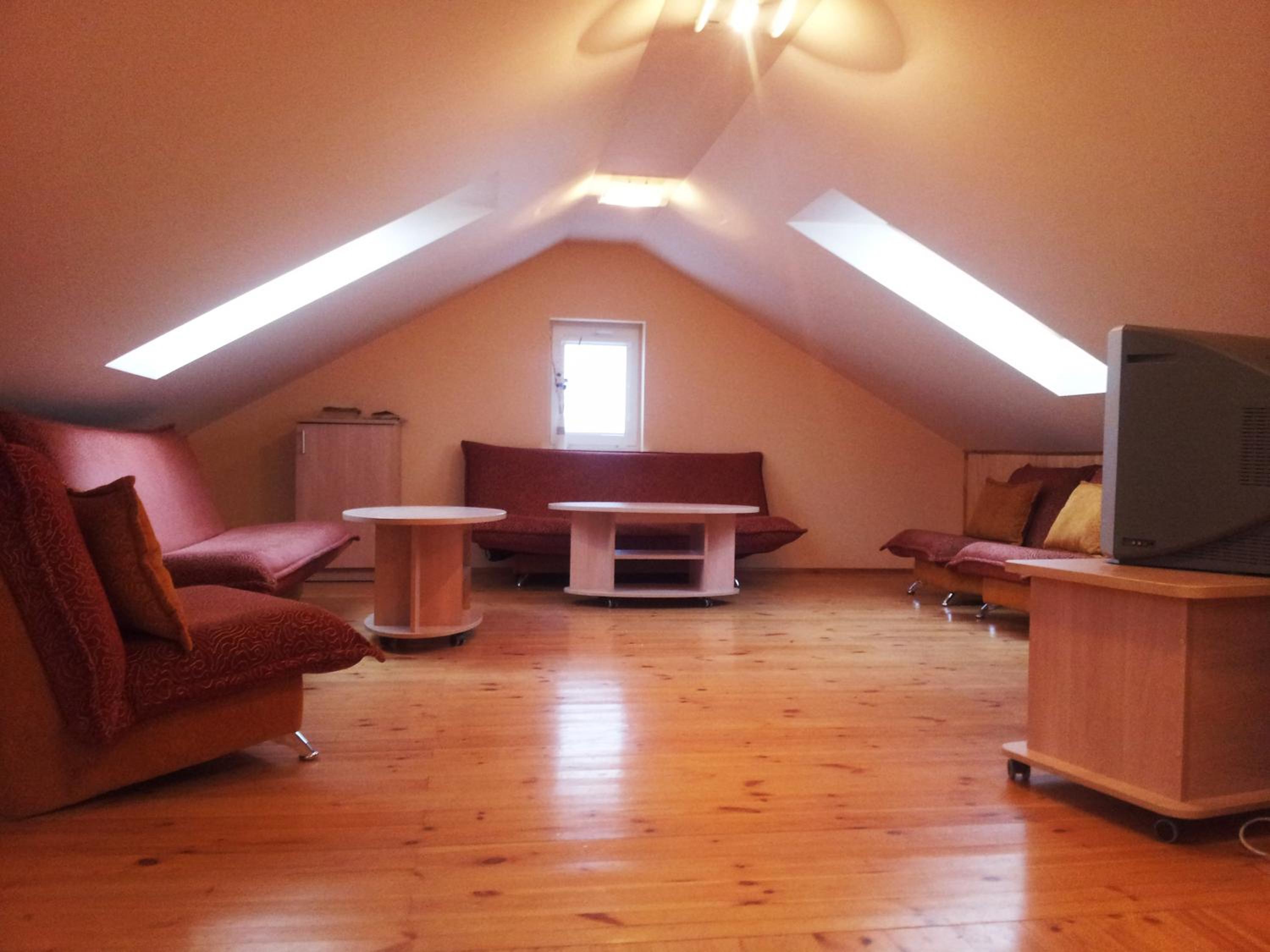 Quadruple Room with Shared Bathroom