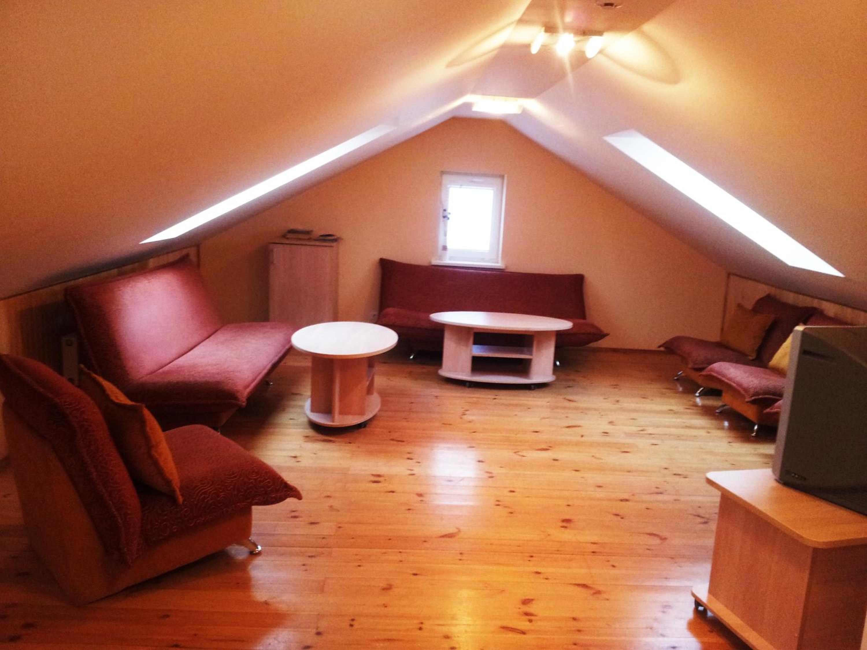 Quadruple Room with Shared Bathroom