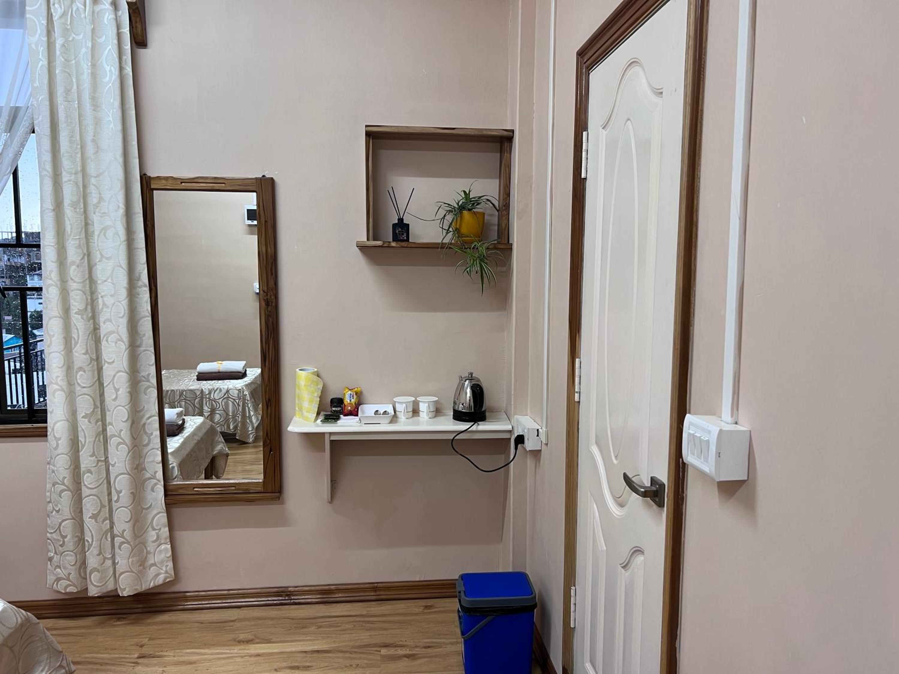 Budget Double Room photo 3