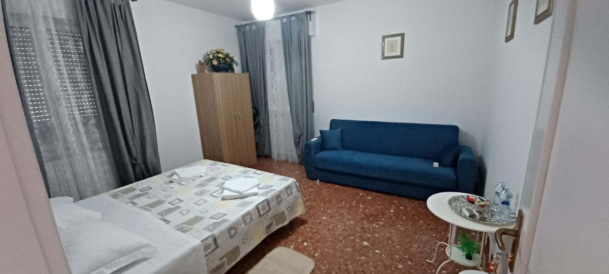 Triple Room with Shared Bathroom