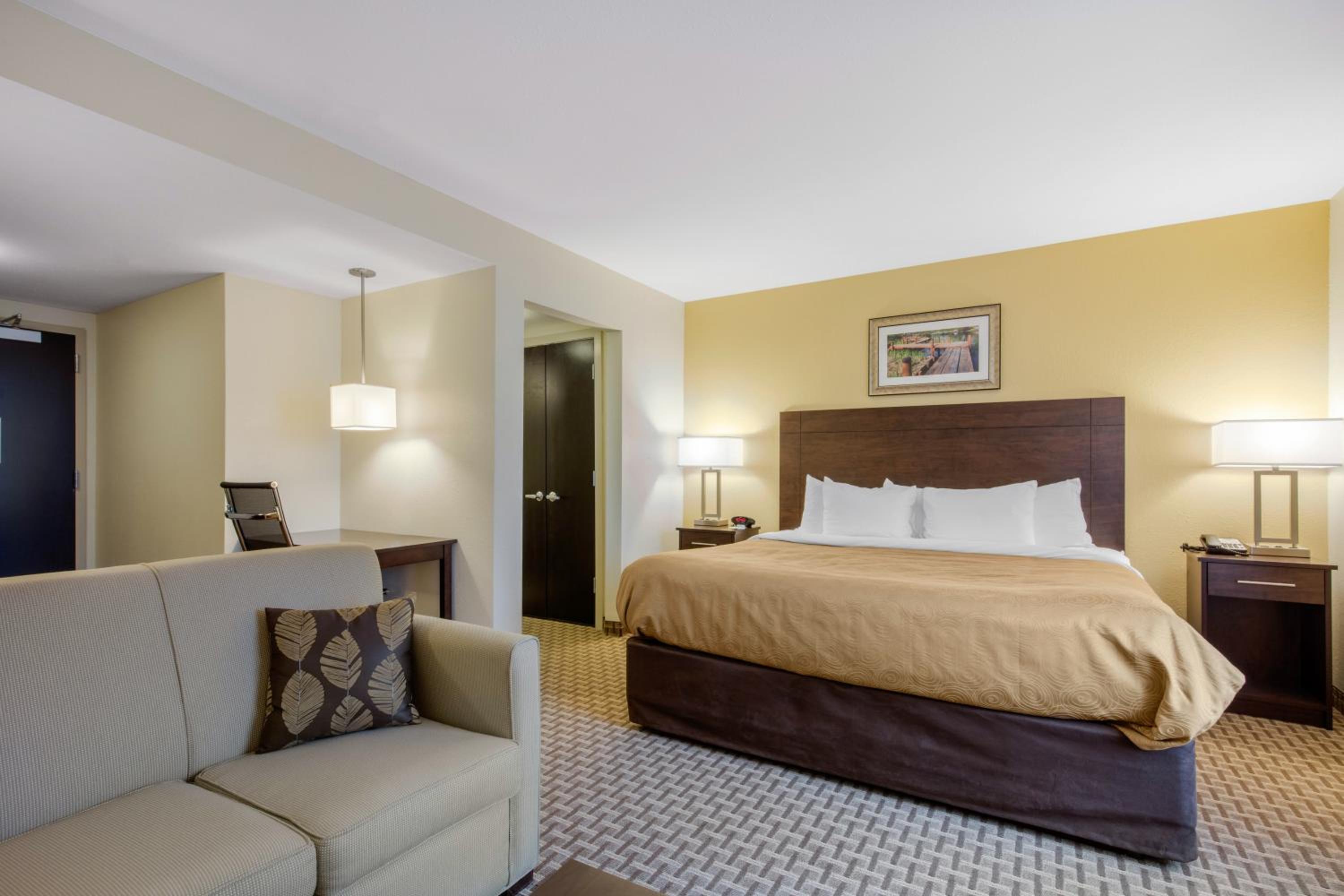 King Suite - Non-Smoking, photo 7