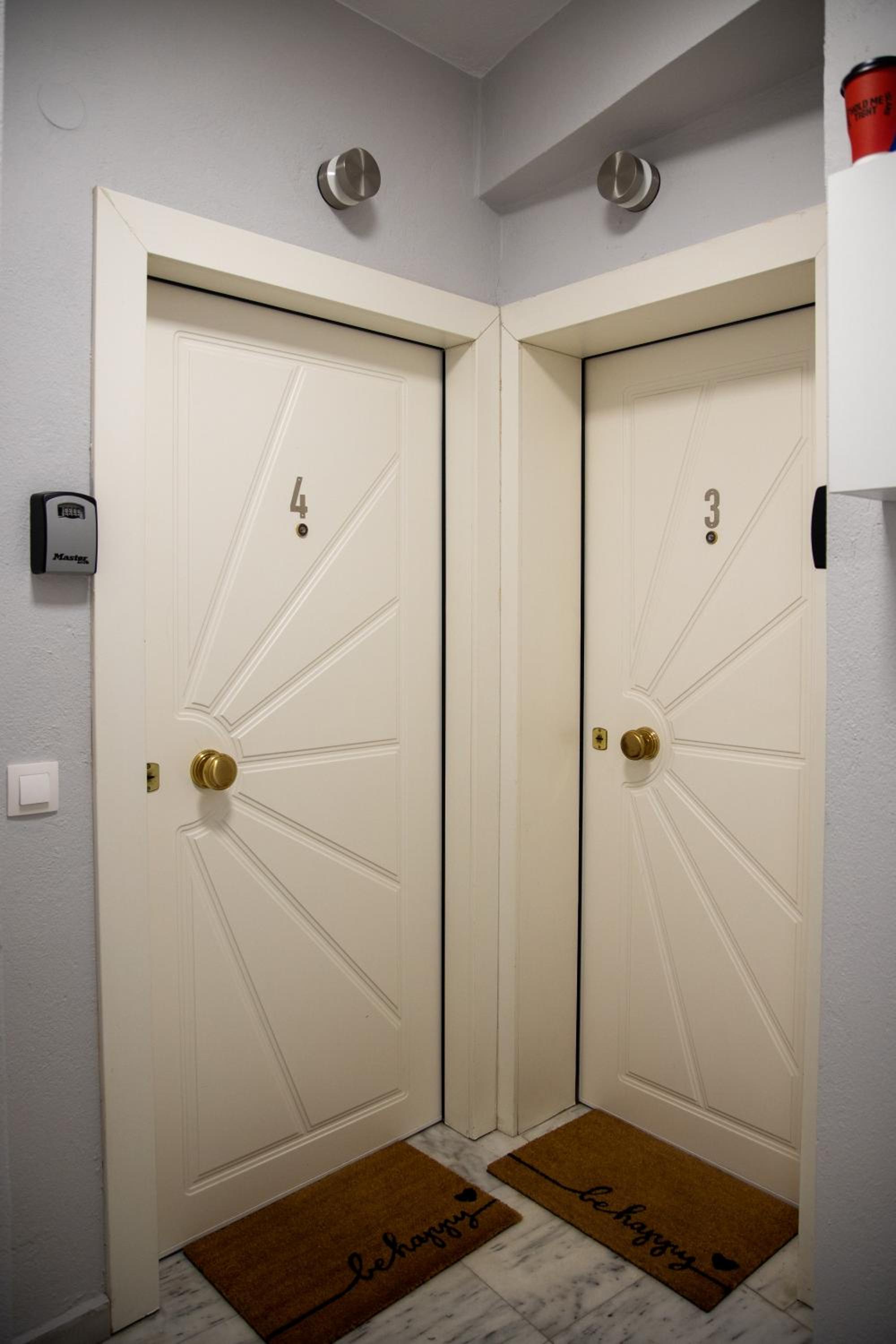 Double Room - Photo 2