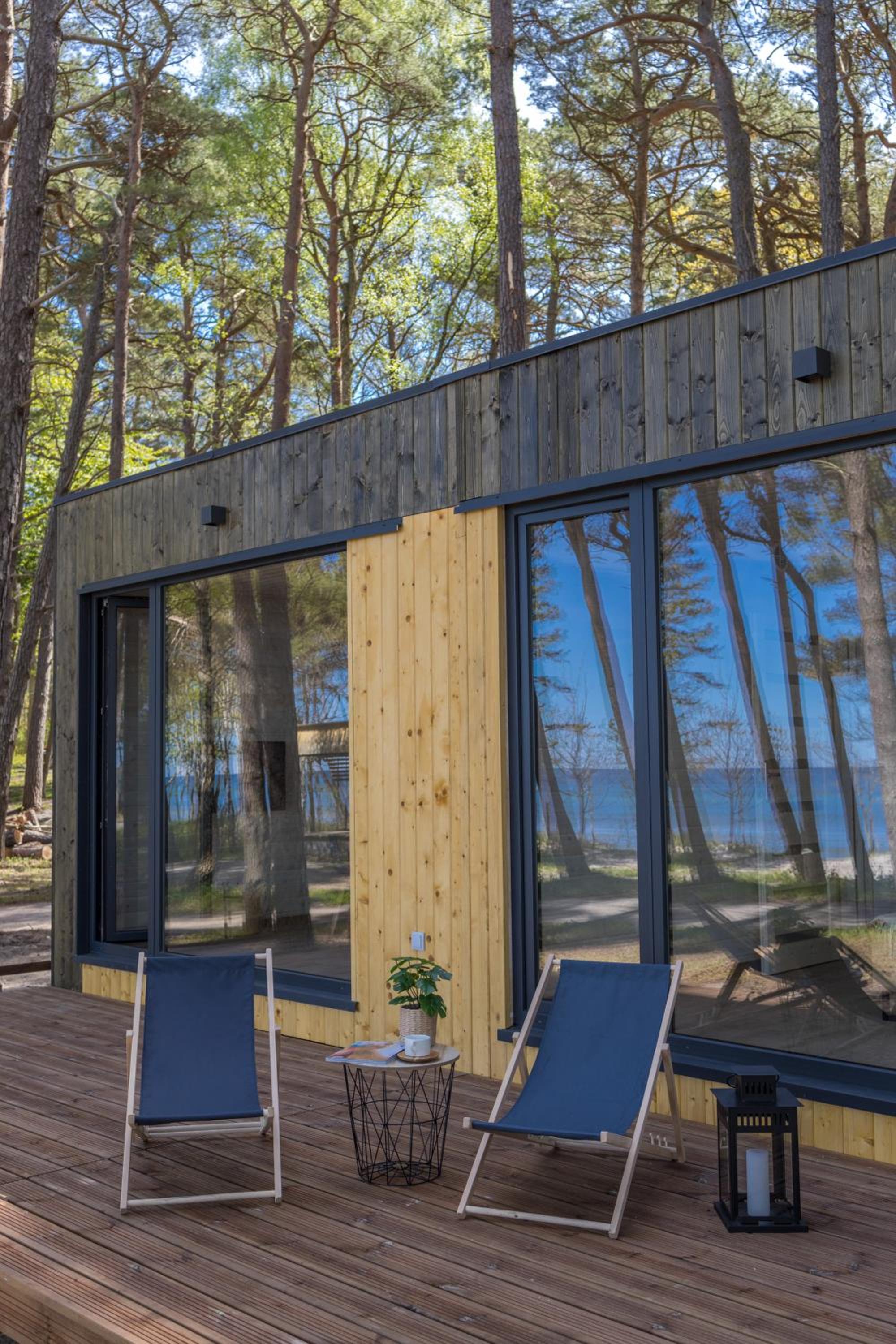 Bungalow with Sea View - Photo 6