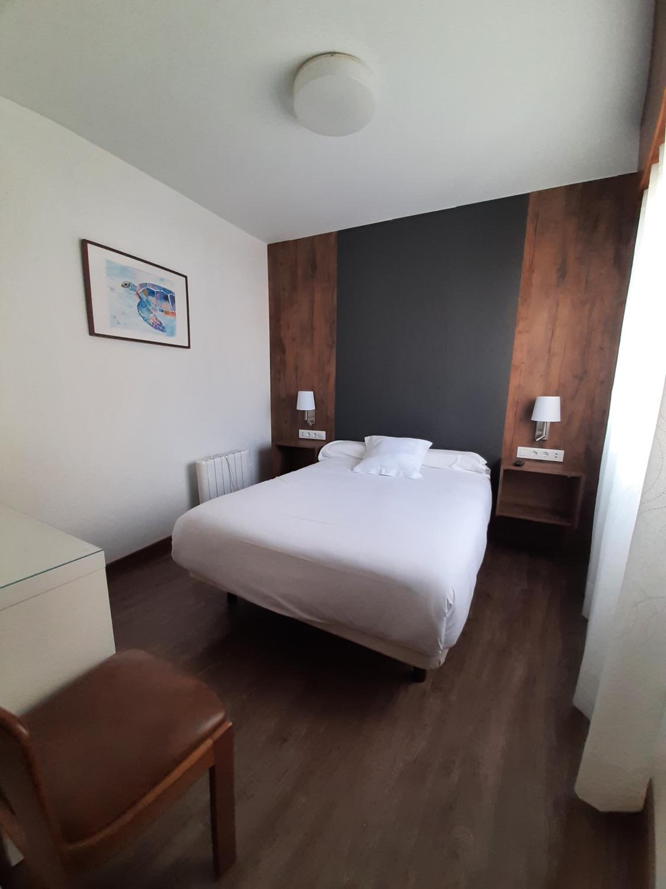 Single Room photo 3