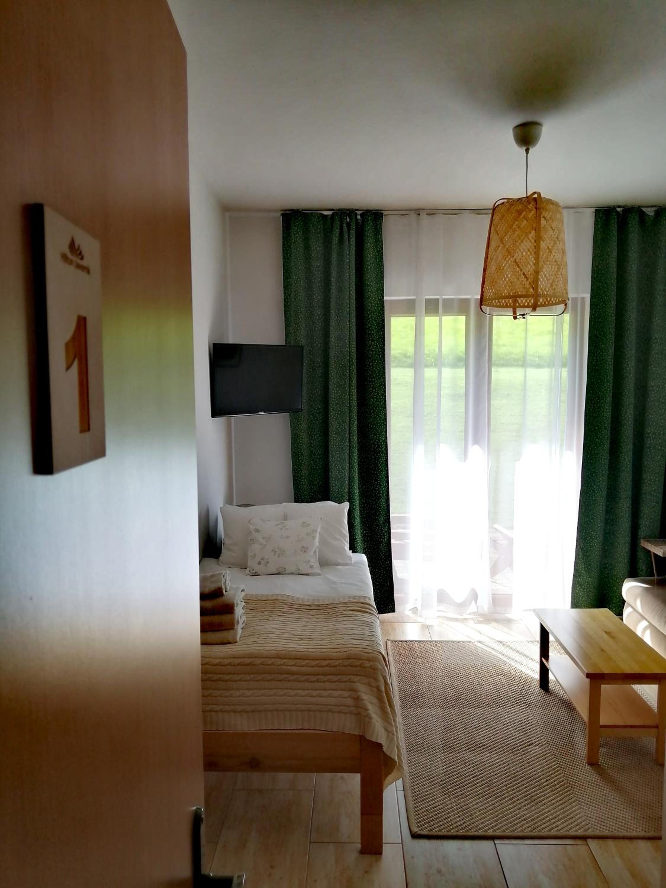 Triple Room with Terrace photo 1