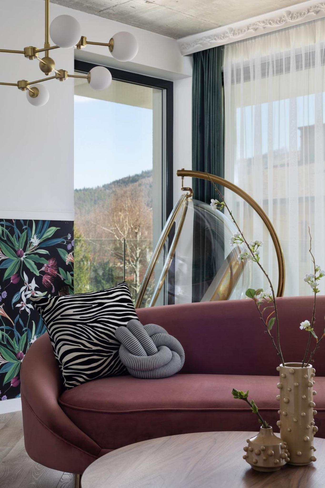 Two-Bedroom Apartment - Photo 13