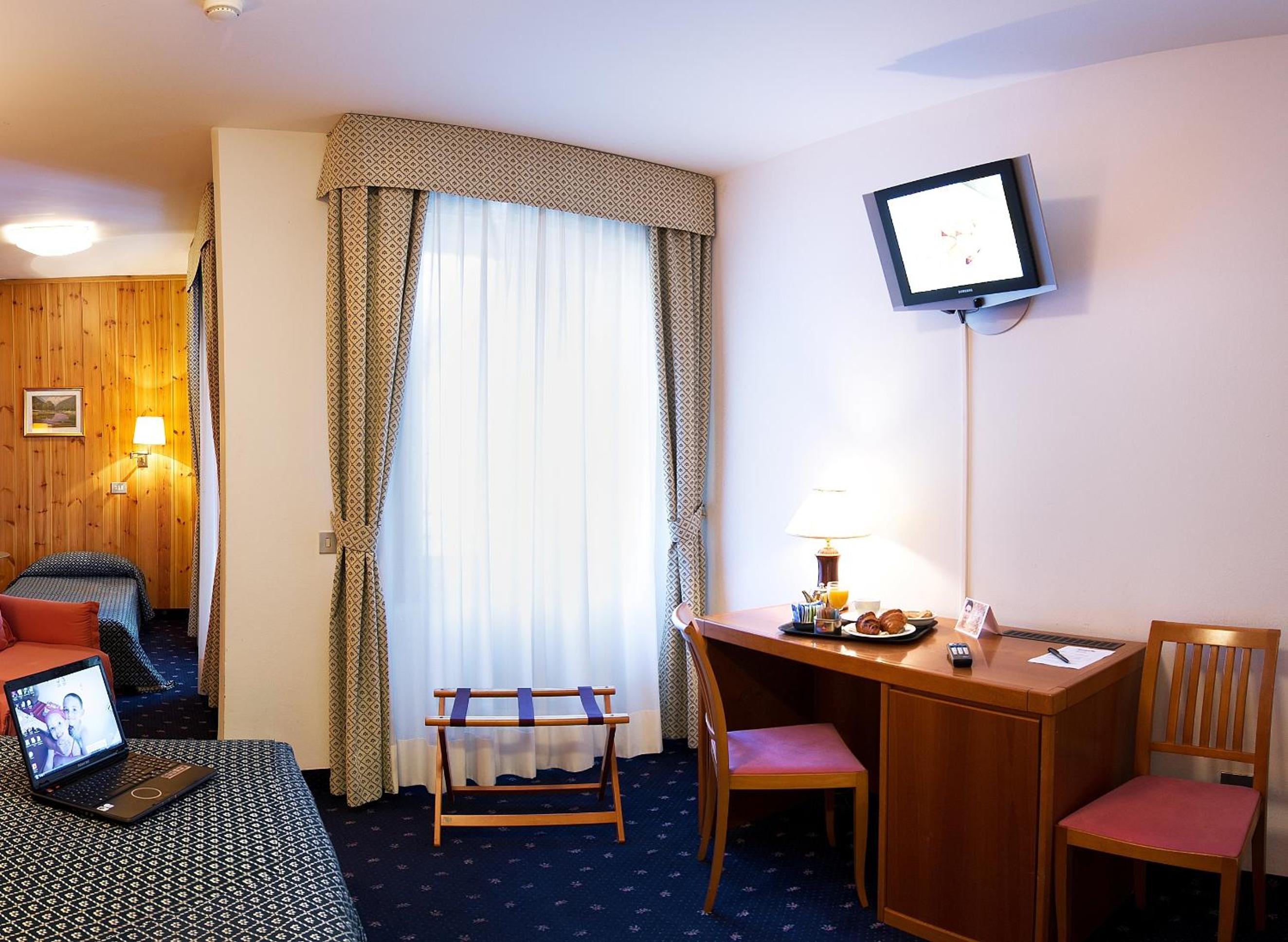 Superior Triple Room photo 1