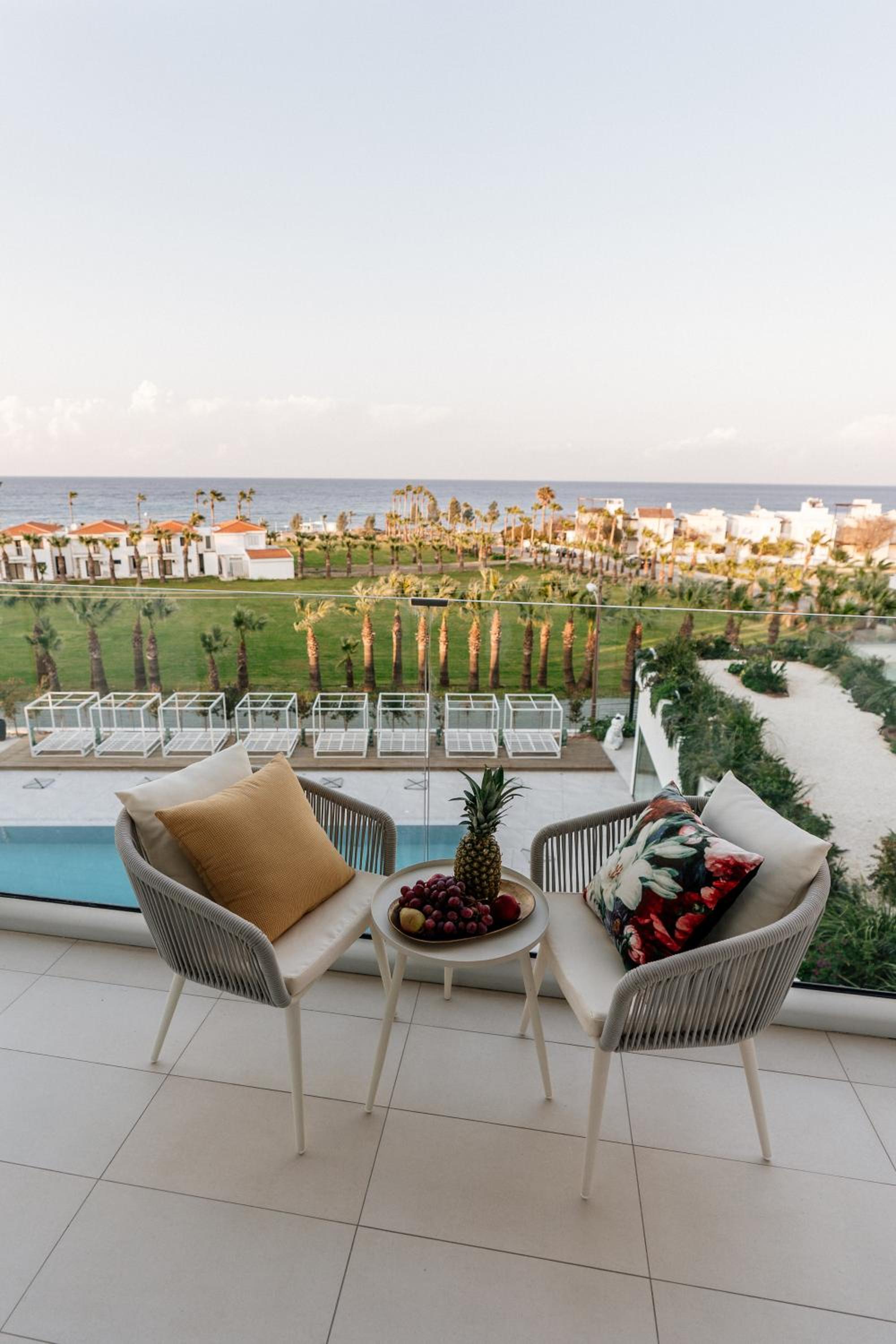 Suite with Sea View - Photo 14
