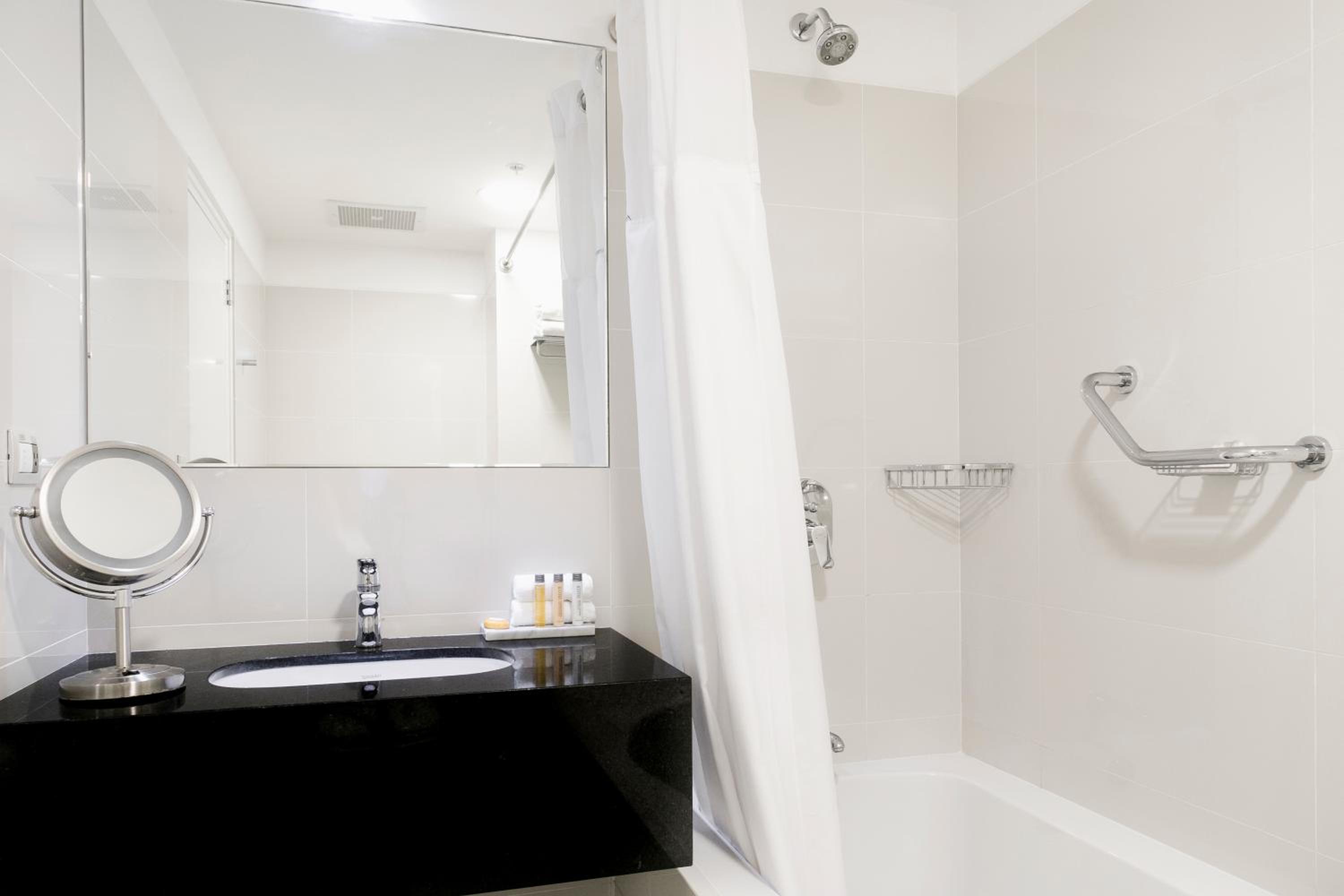 Superior Twin Room - Non-Smoking