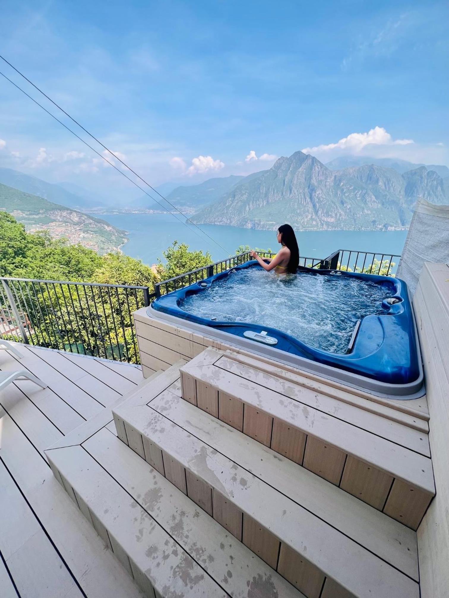Deluxe Double or Twin Room with Spa Bath photo 3