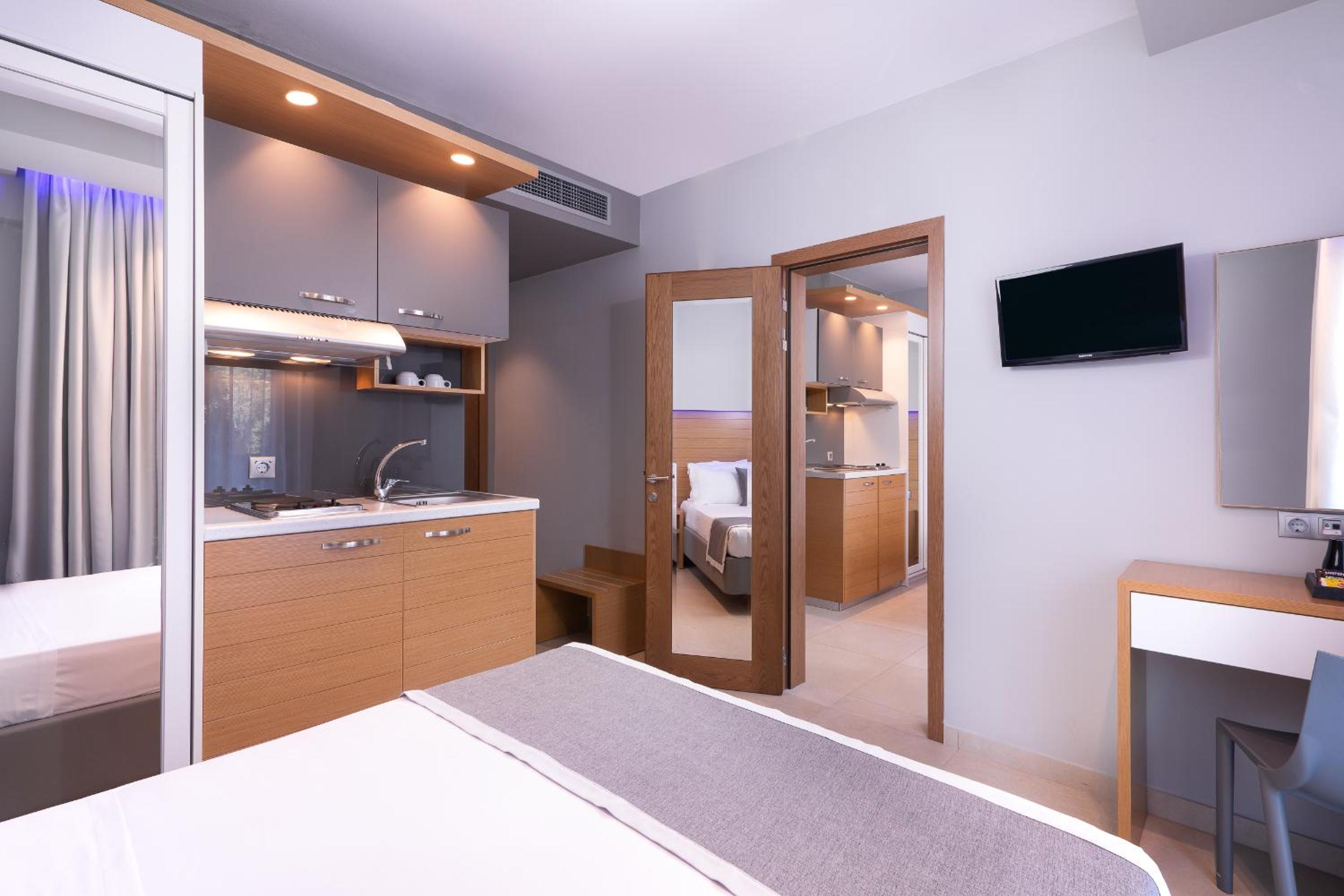 Deluxe Family Room