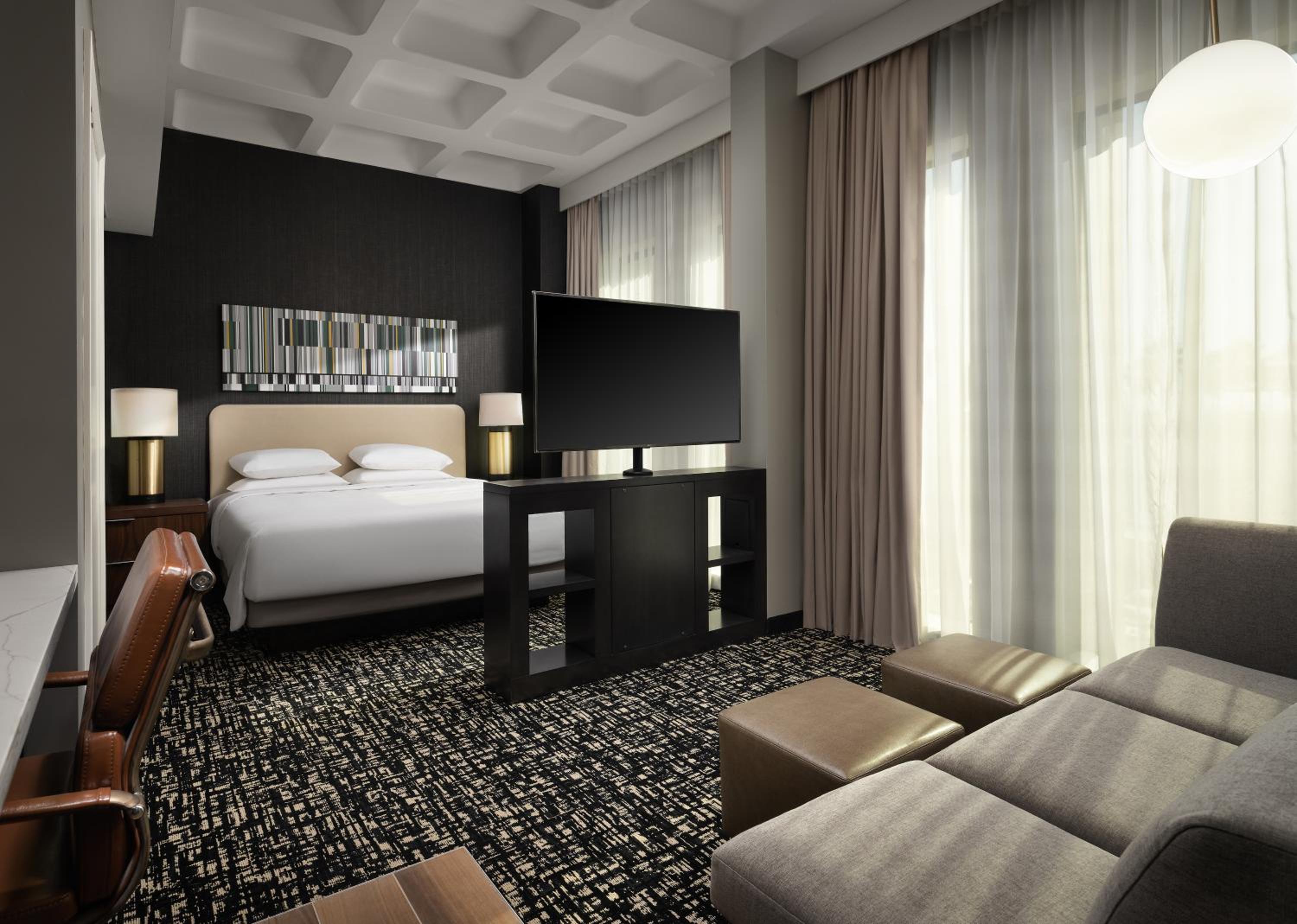 One Bedroom Kitchen Suite | King Bed (Plus Sofa Bed)