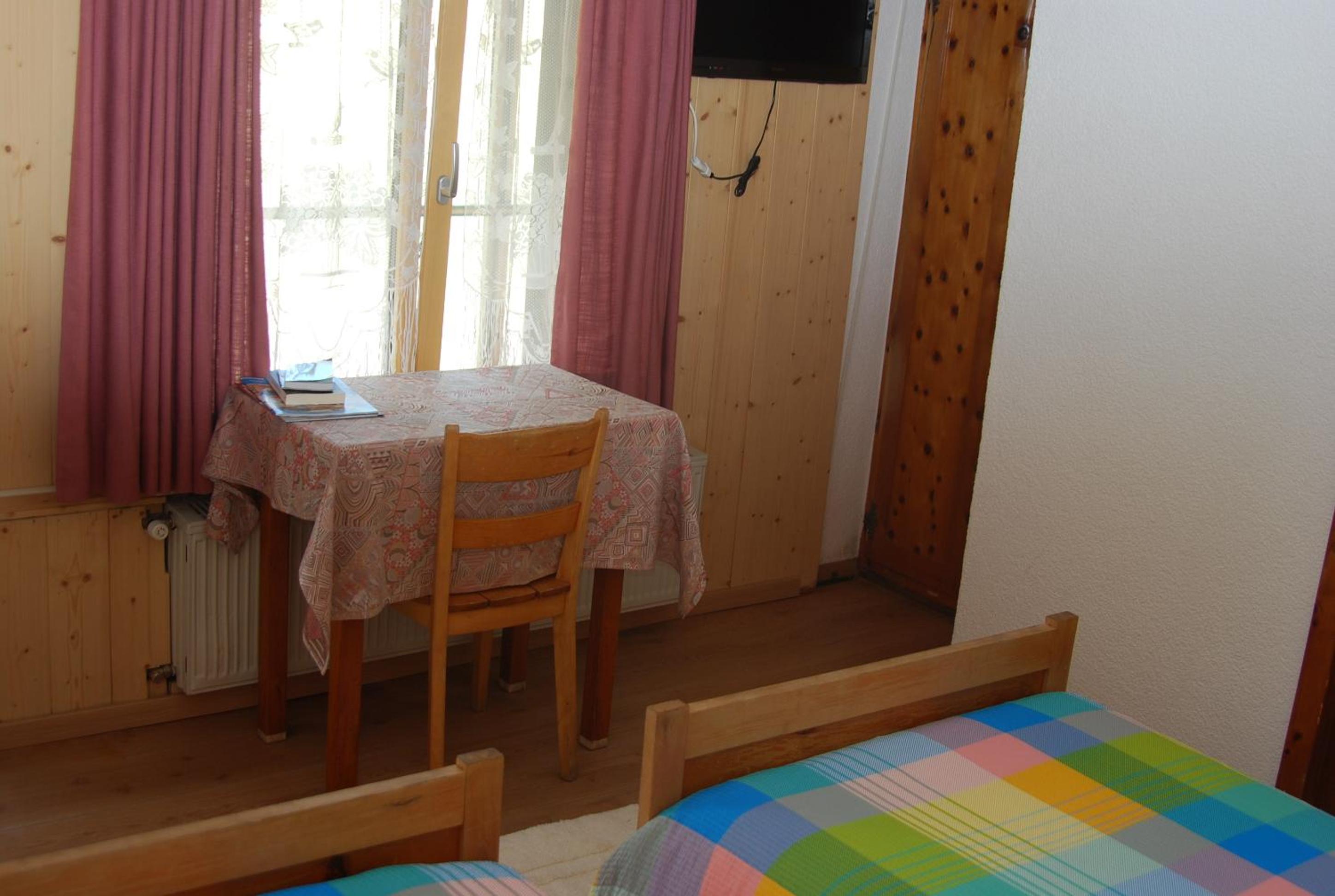Double or Twin Room - Photo 3
