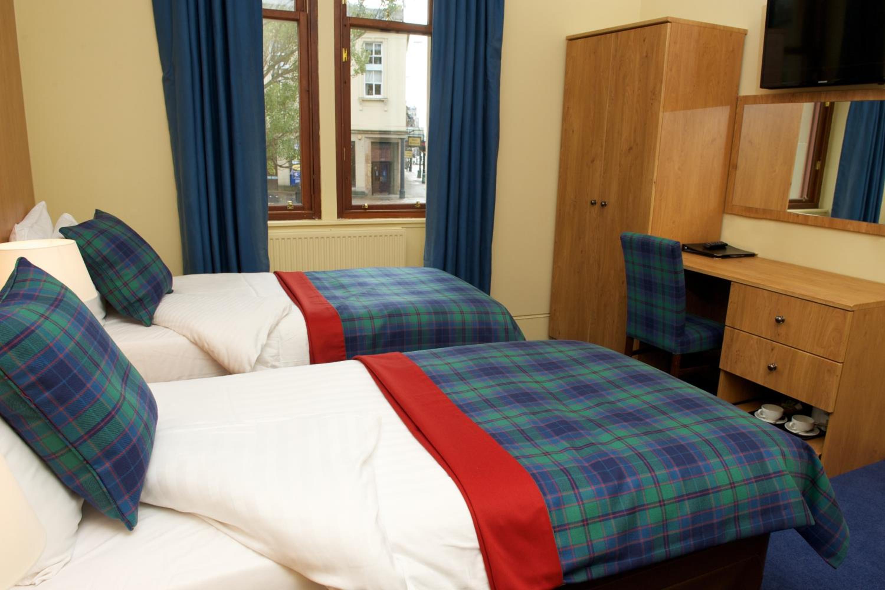 Double Room - Photo 7