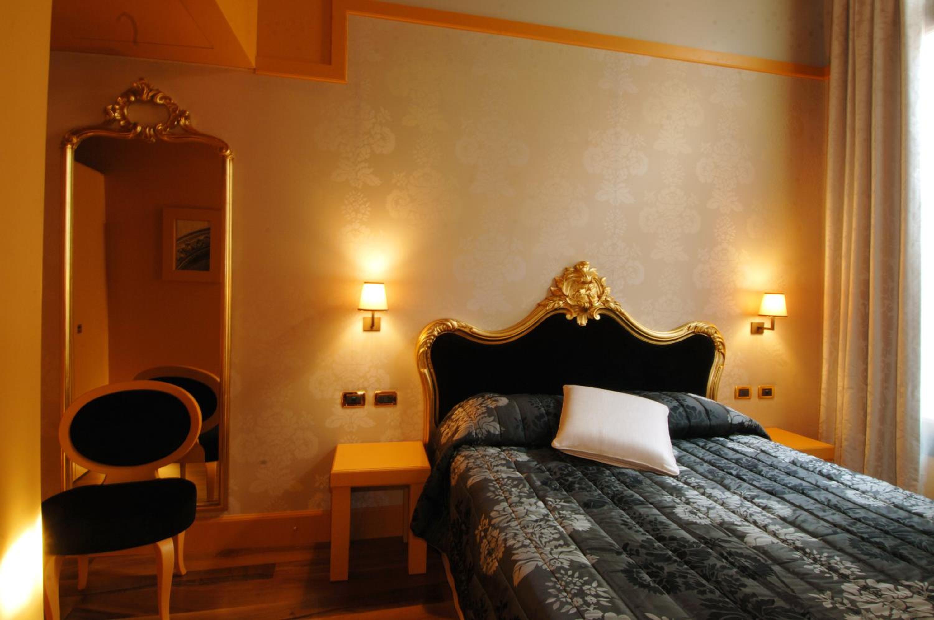 Junior Suite thumbnail 6