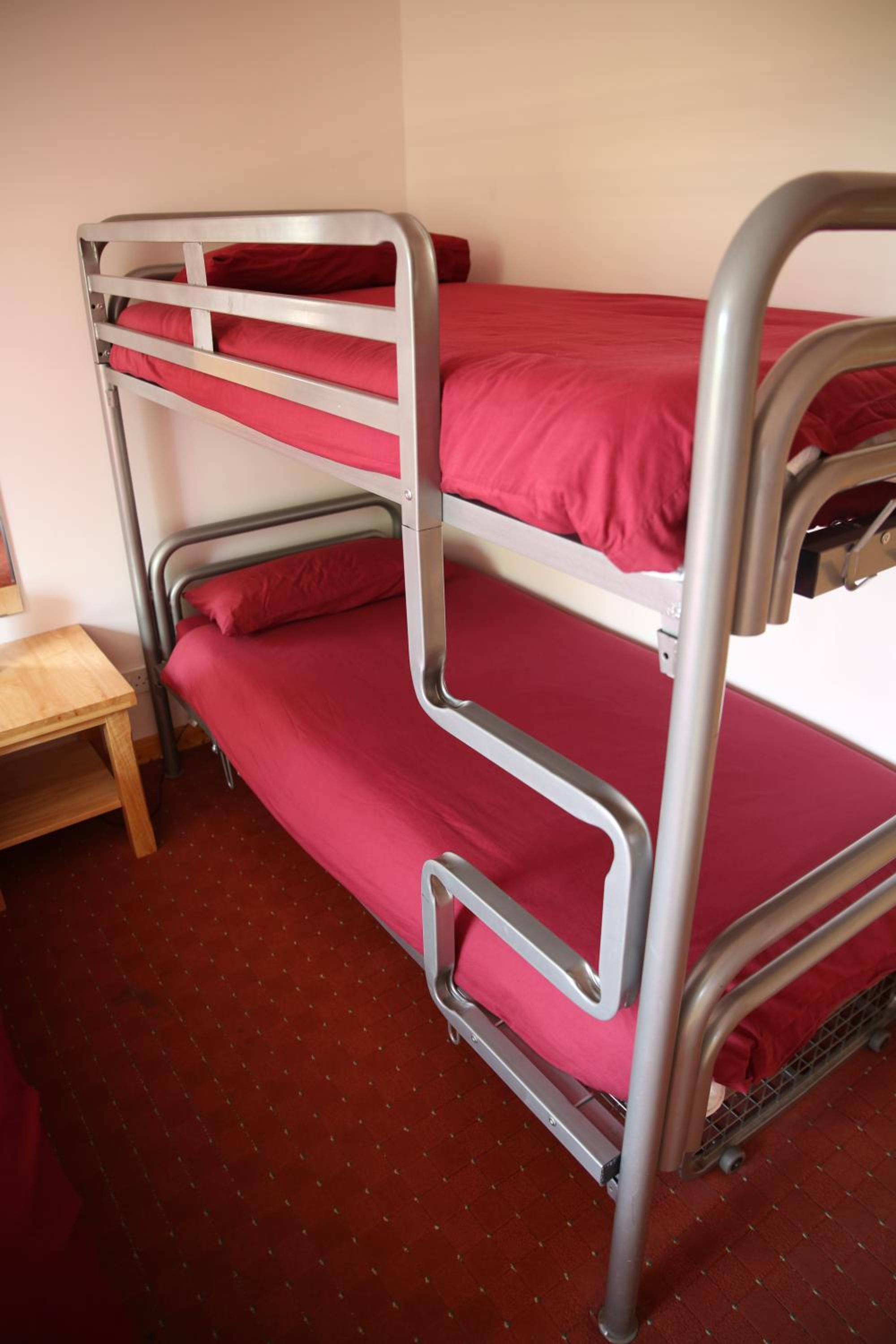 Bed in 4-Bed Mixed Dormitory Room photo 2