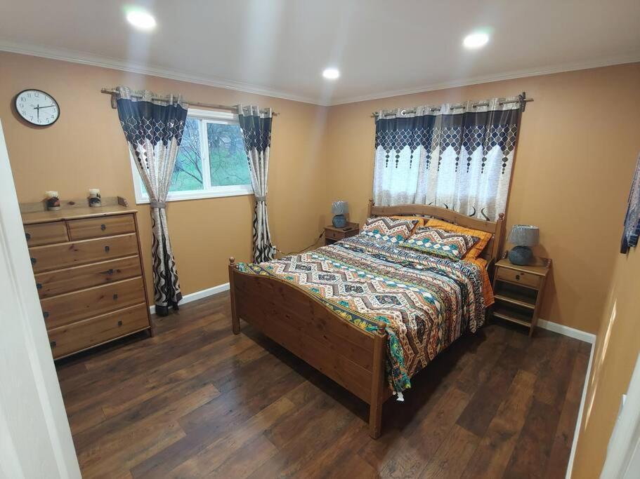 Four-Bedroom House photo 2