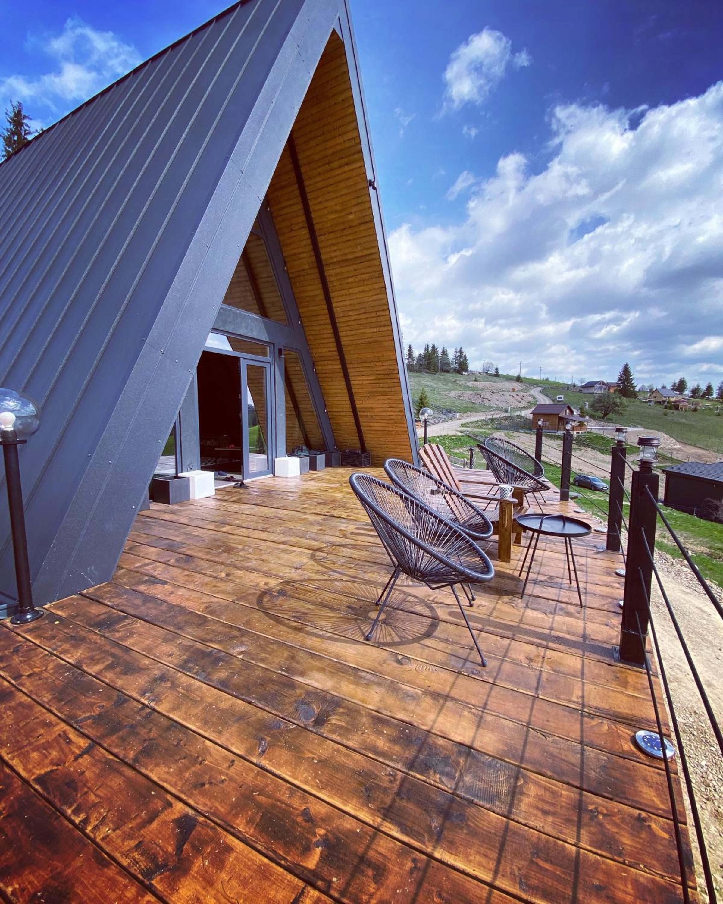 Two-Bedroom Chalet - Photo 9