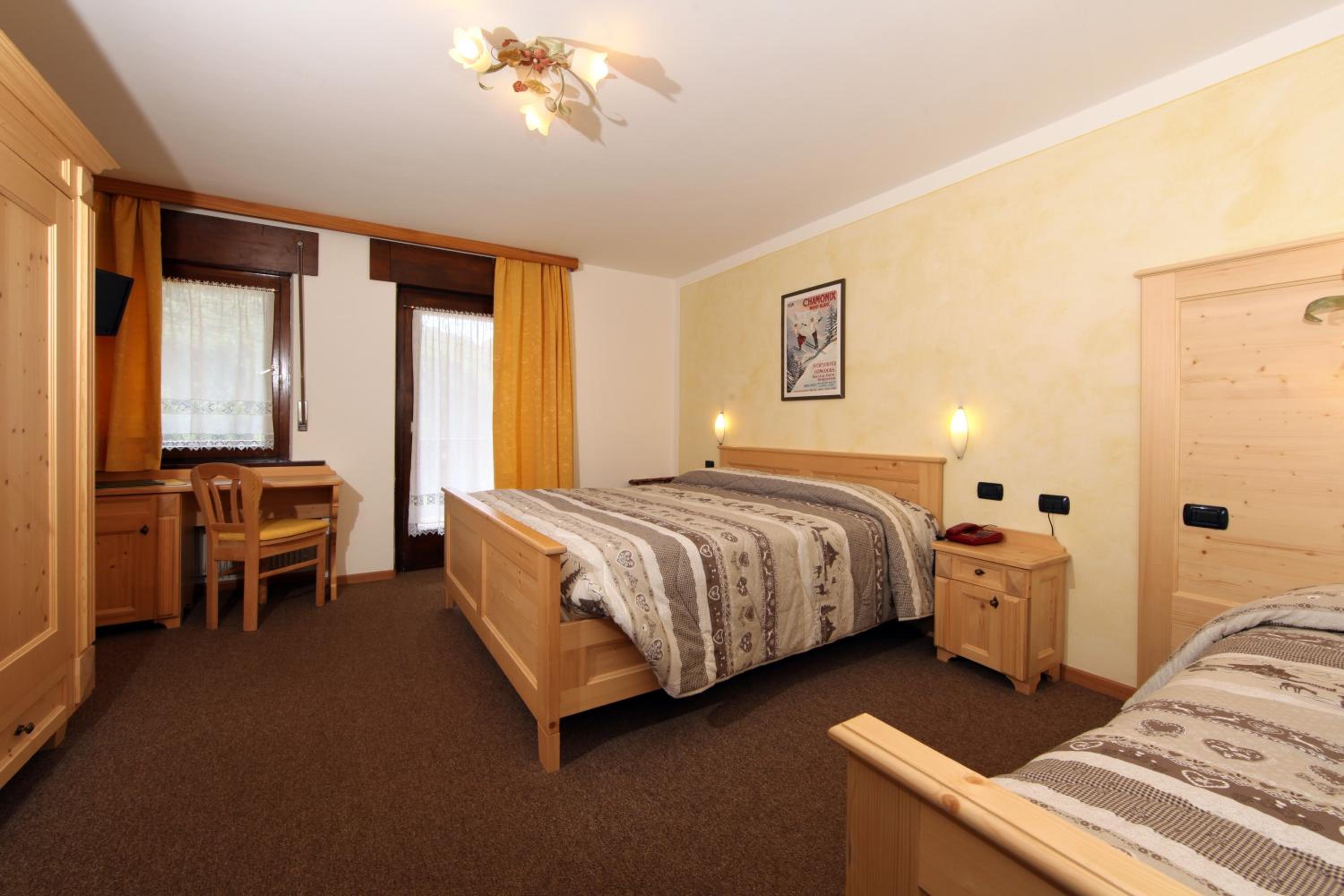 Comfort Quadruple Room - Photo 7