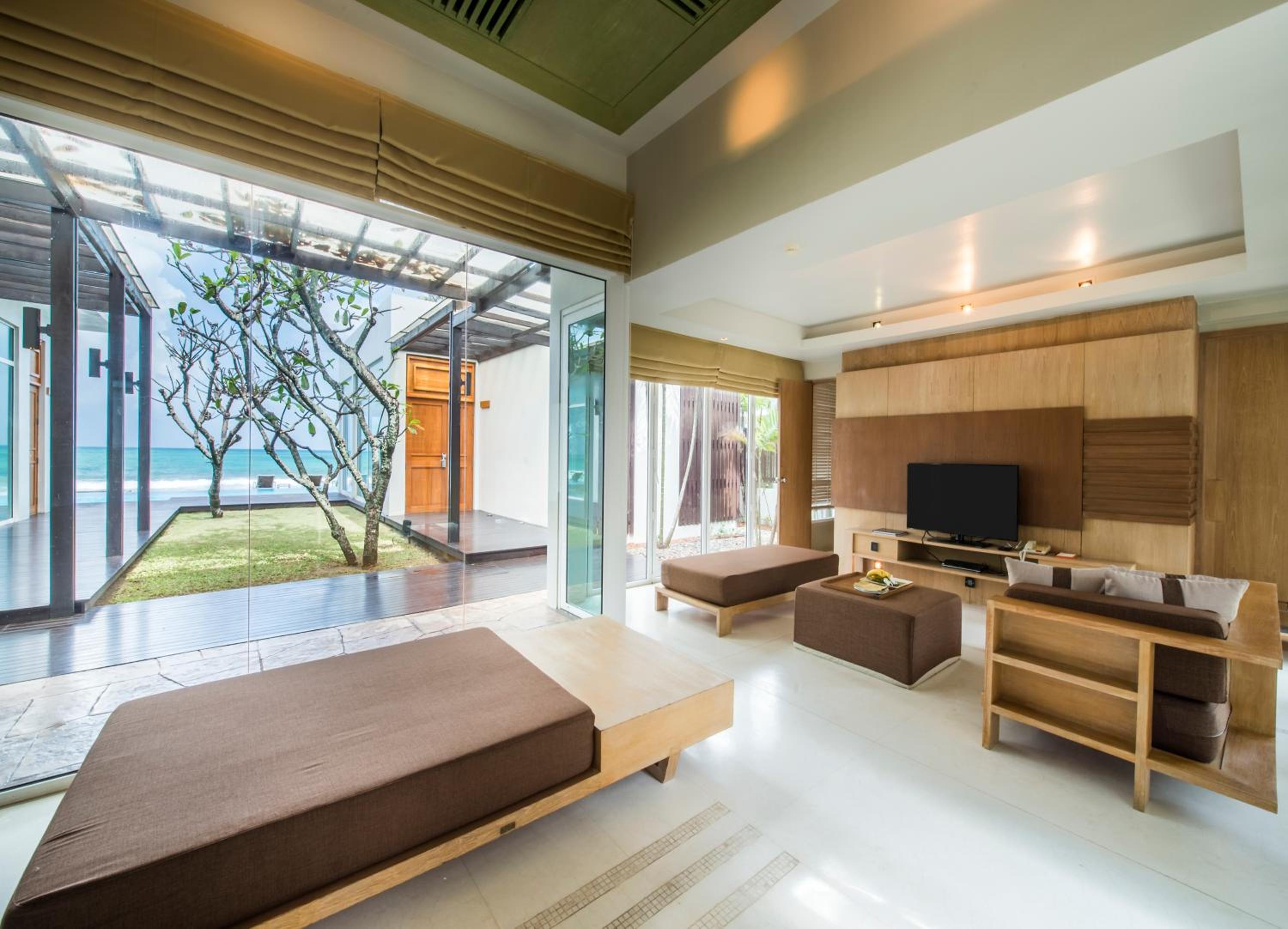 3 BR Beachfront Villa