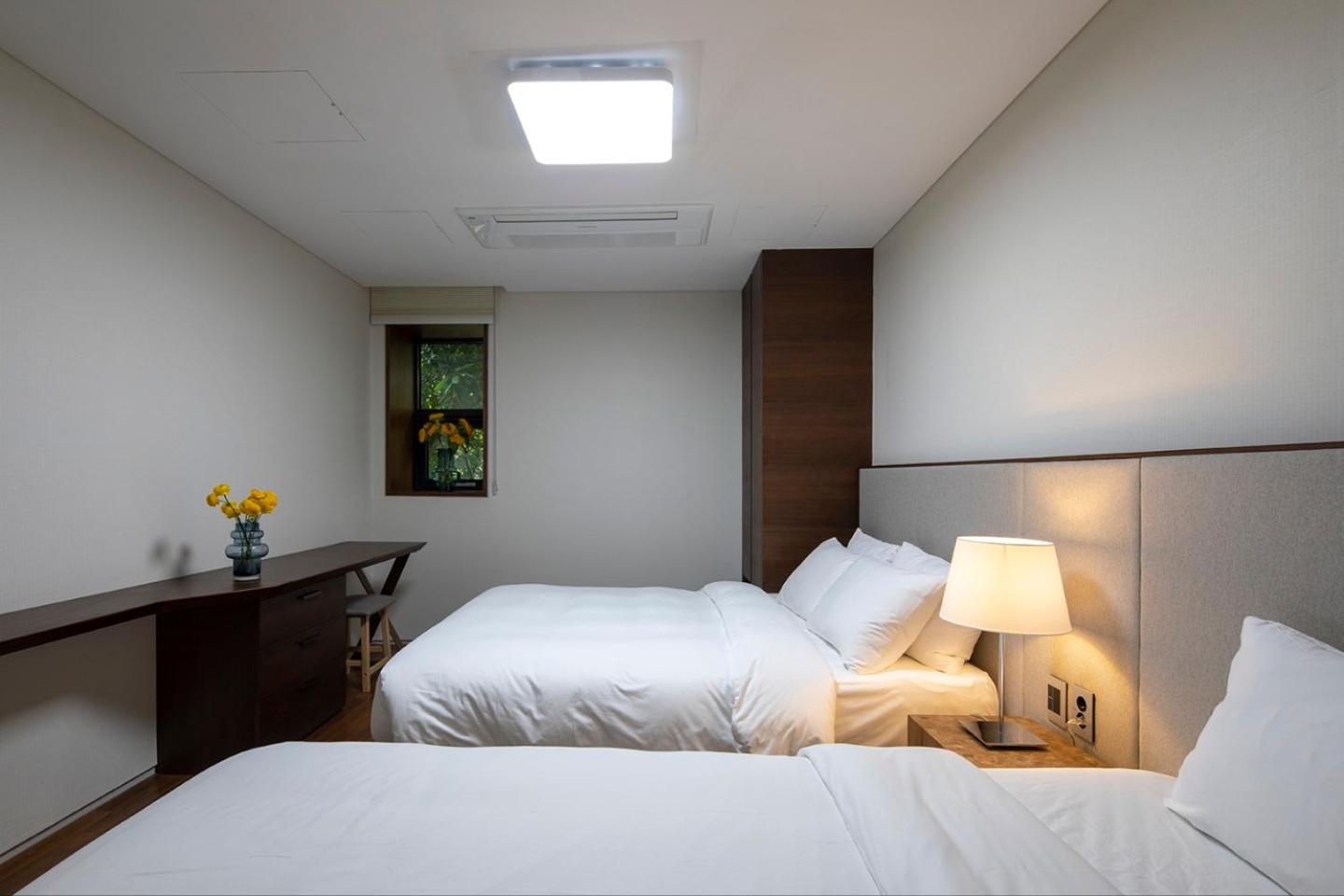 Pent House A - Photo 4