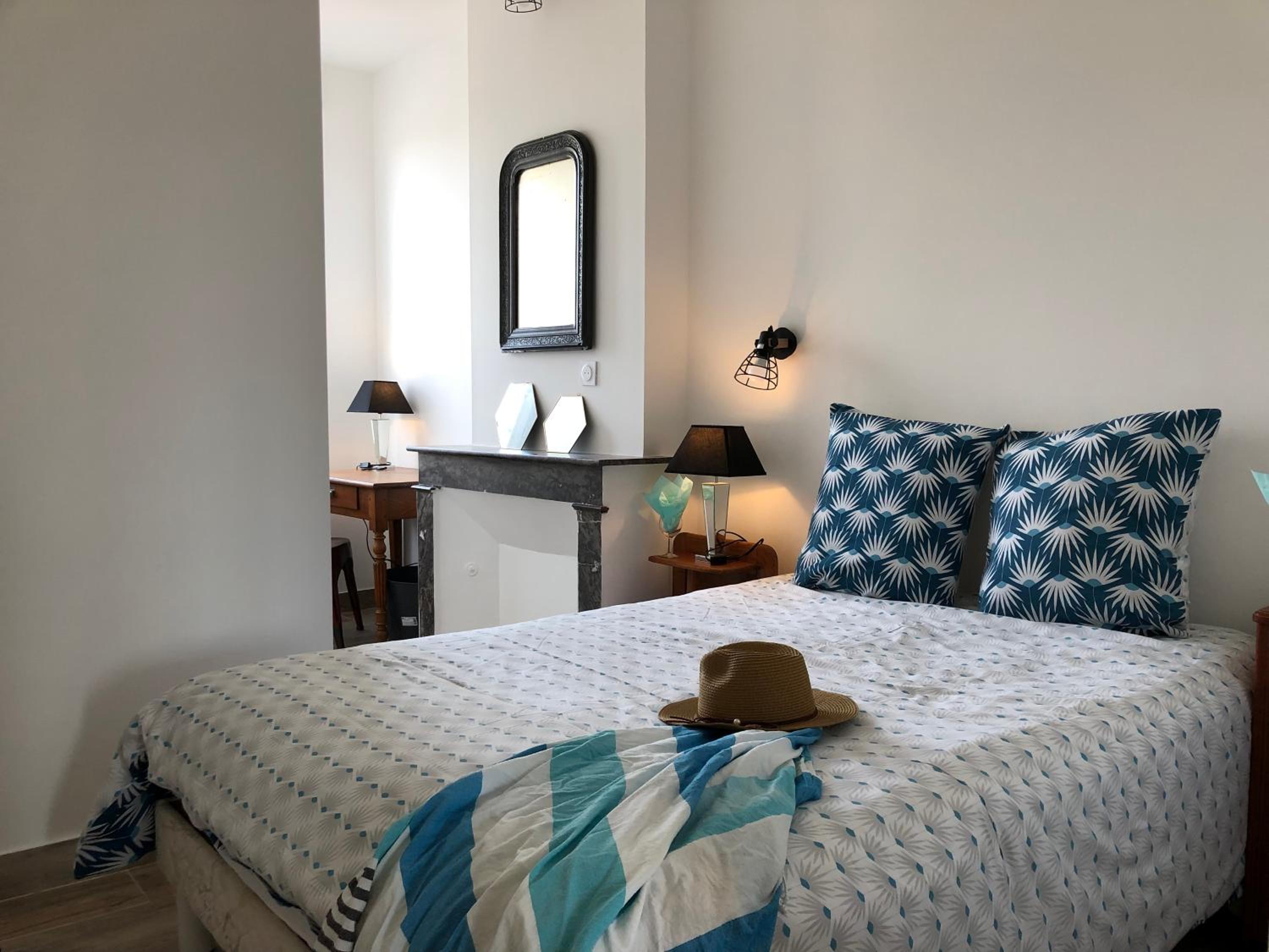 Two-Bedroom Apartment - Photo 1