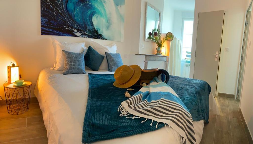 One-Bedroom Apartment - Photo 9