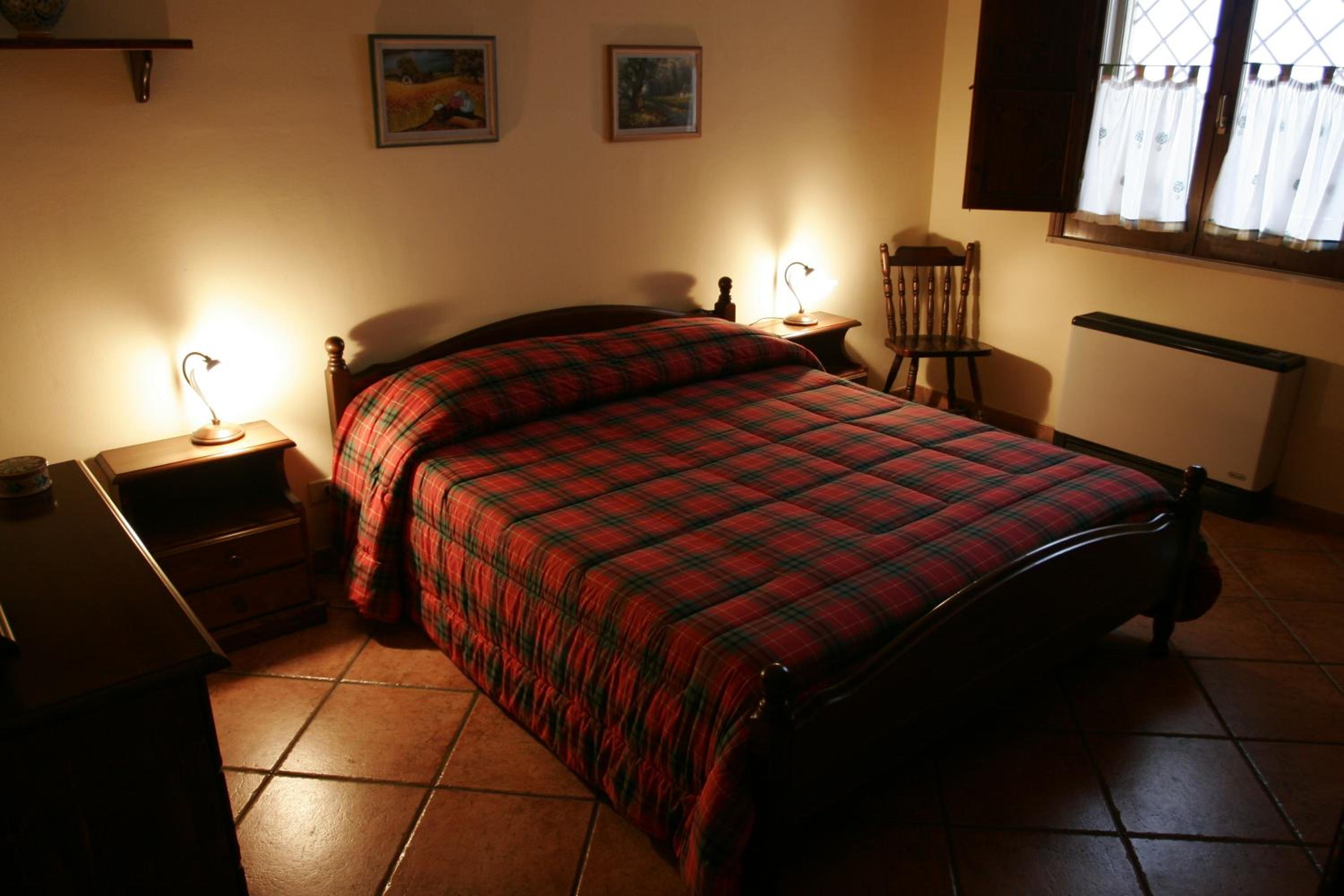Double Room with Private Bathroom photo 2