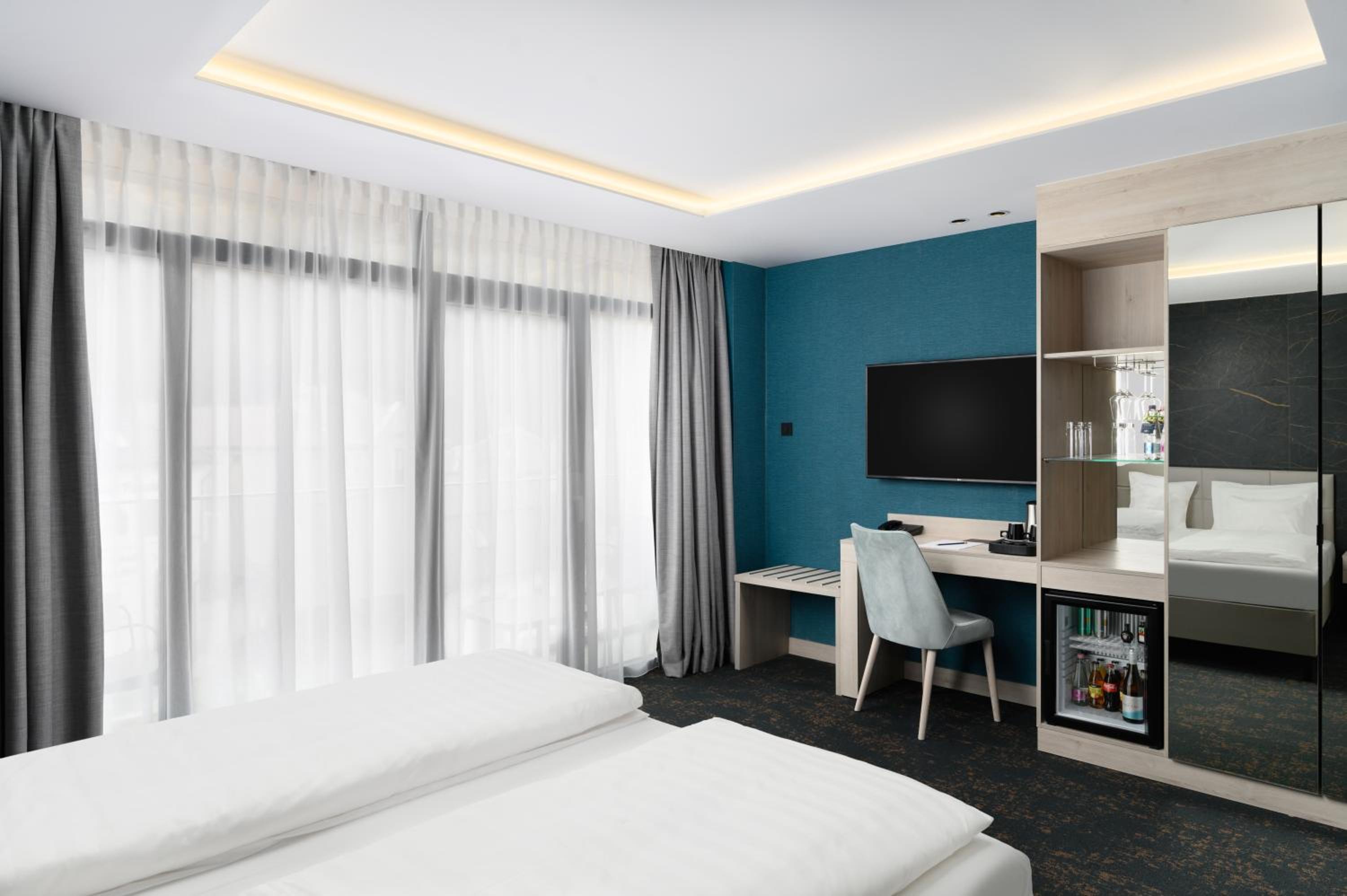 Standard Double Room - Photo 1